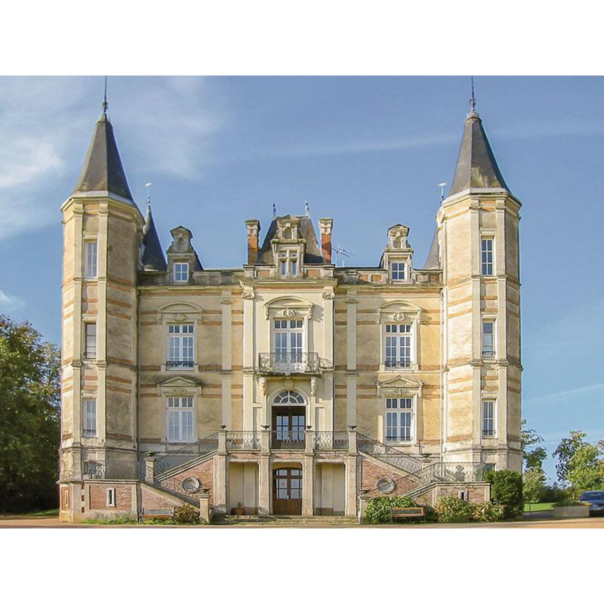Smartbox Séjour de 3 jours en château 4* avec dîner près d'Angers - Coffret Cadeau Séjour