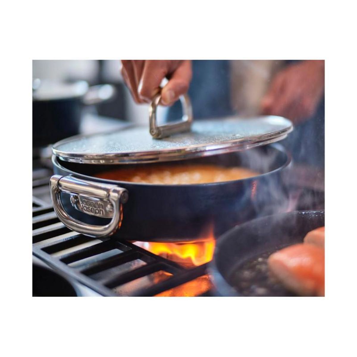 Joseph Joseph Casserolerie Joseph Joseph Space Sauteuse de 28 cm avec couvercle