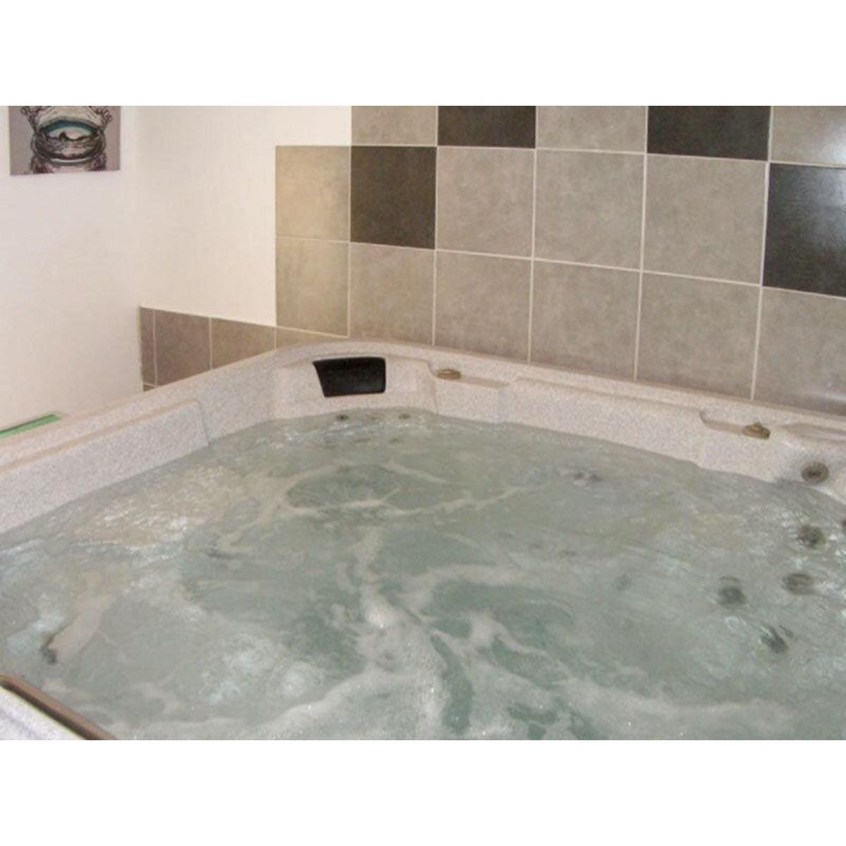 Smartbox Séjour de 2 jours en chalet avec dîner et accès au sauna ou bain bouillonnant près de Dax - Coffret Cadeau Séjour