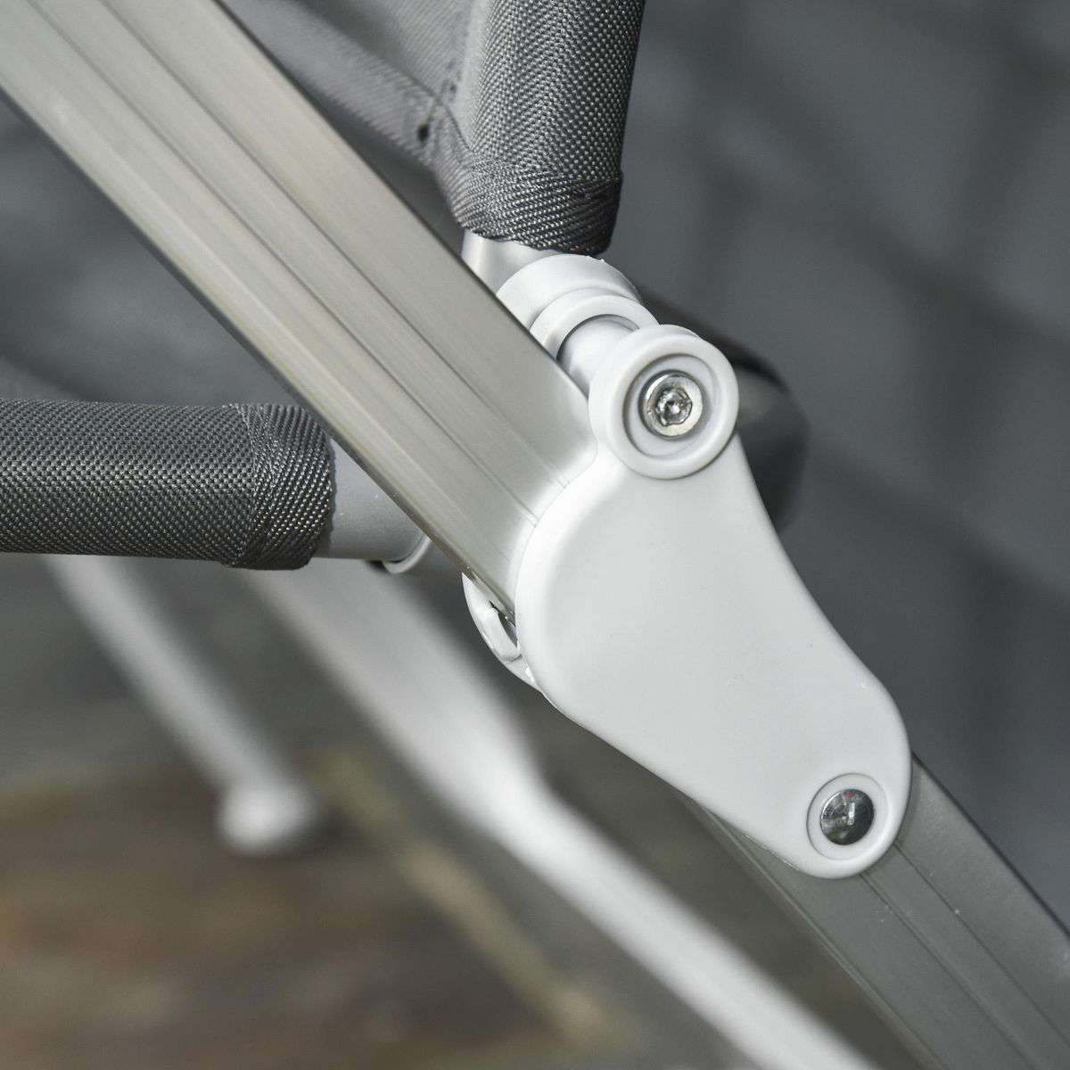 OUTSUNNY Lot de 2 chaises de jardin pliantes dossier haut inclinable multipositions accoudoirs tétière alu. oxford déperlant gris