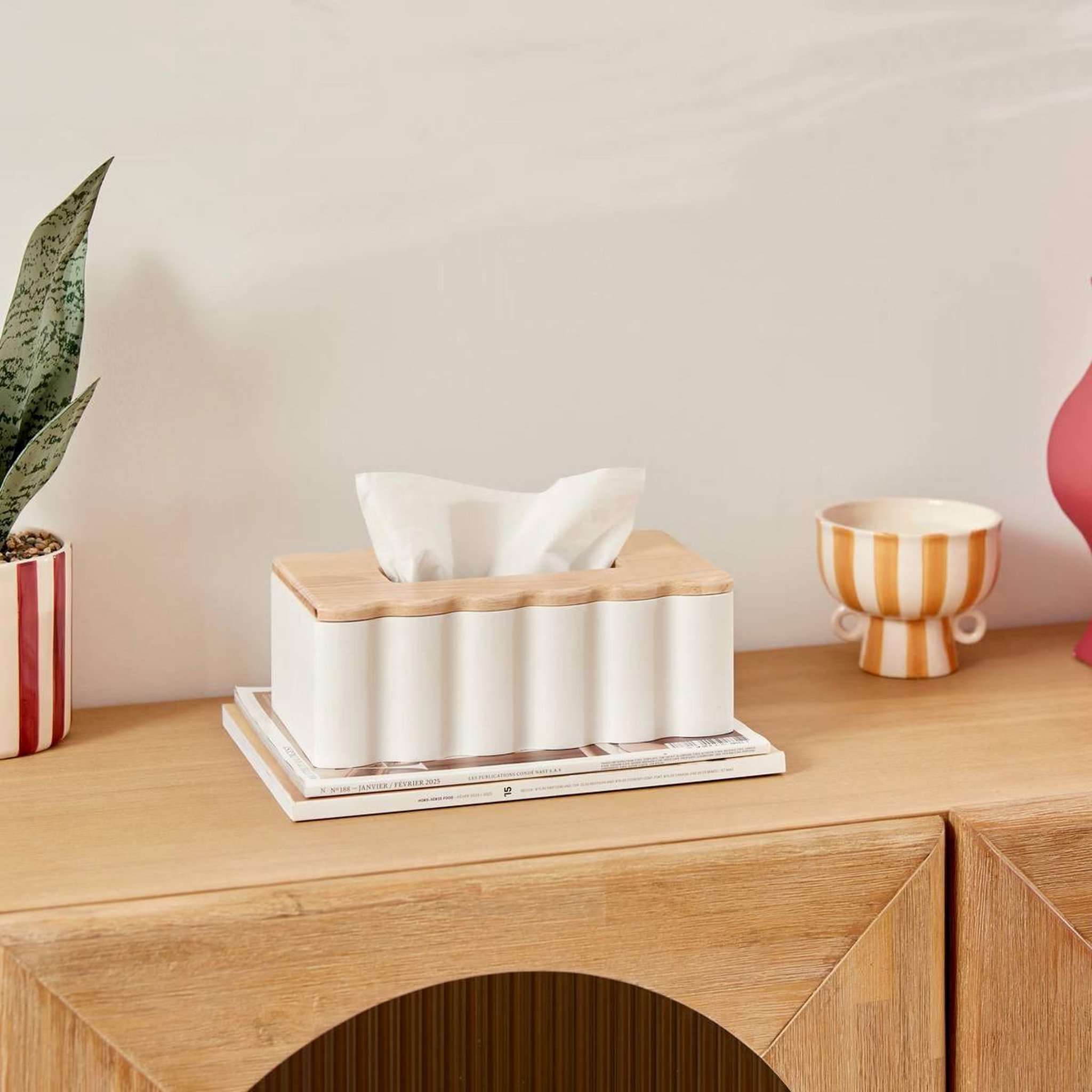 Voir la diapositive 4 : ATMOSPHERA Boîte à mouchoirs design  chéri  24cm blanc