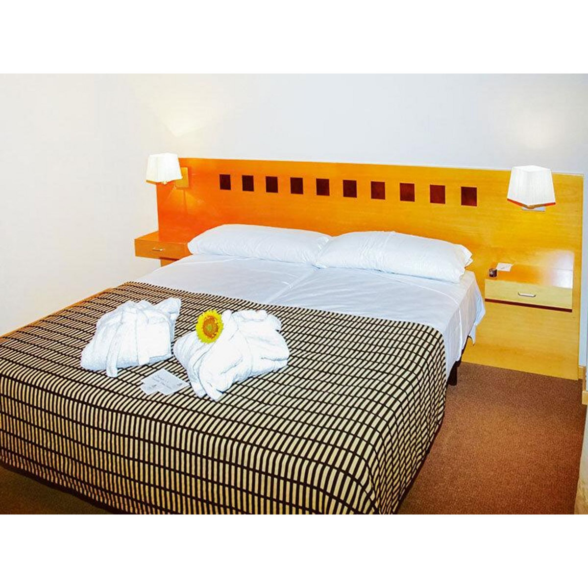 Smartbox Journée au parc PortAventura et Ferrari Land pour 2 avec 2 nuits en hôtel 4* - Coffret Cadeau Séjour