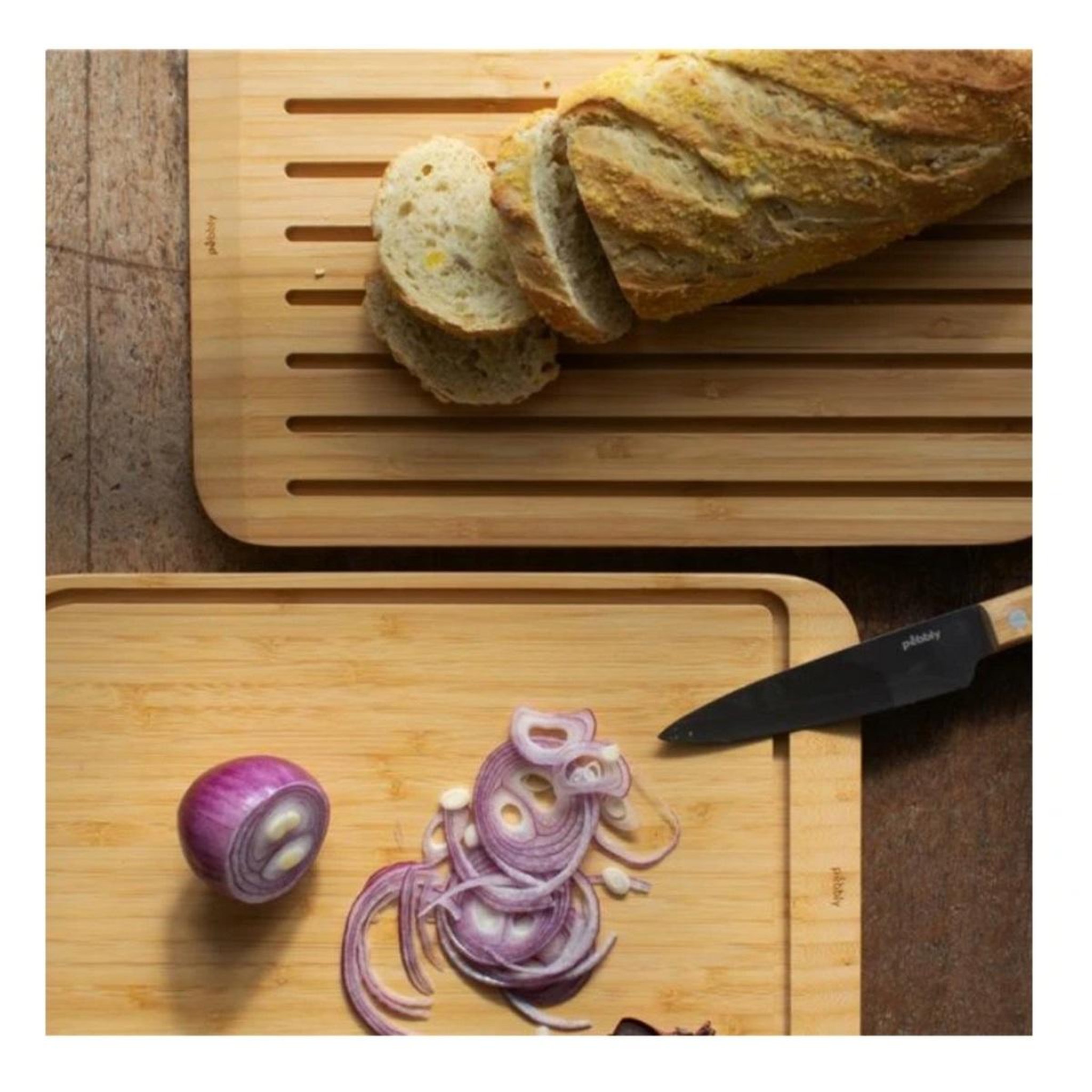 Voir la diapositive 3 : PEBBLY Planche à découper réversible, double fonction Pain / Découpe