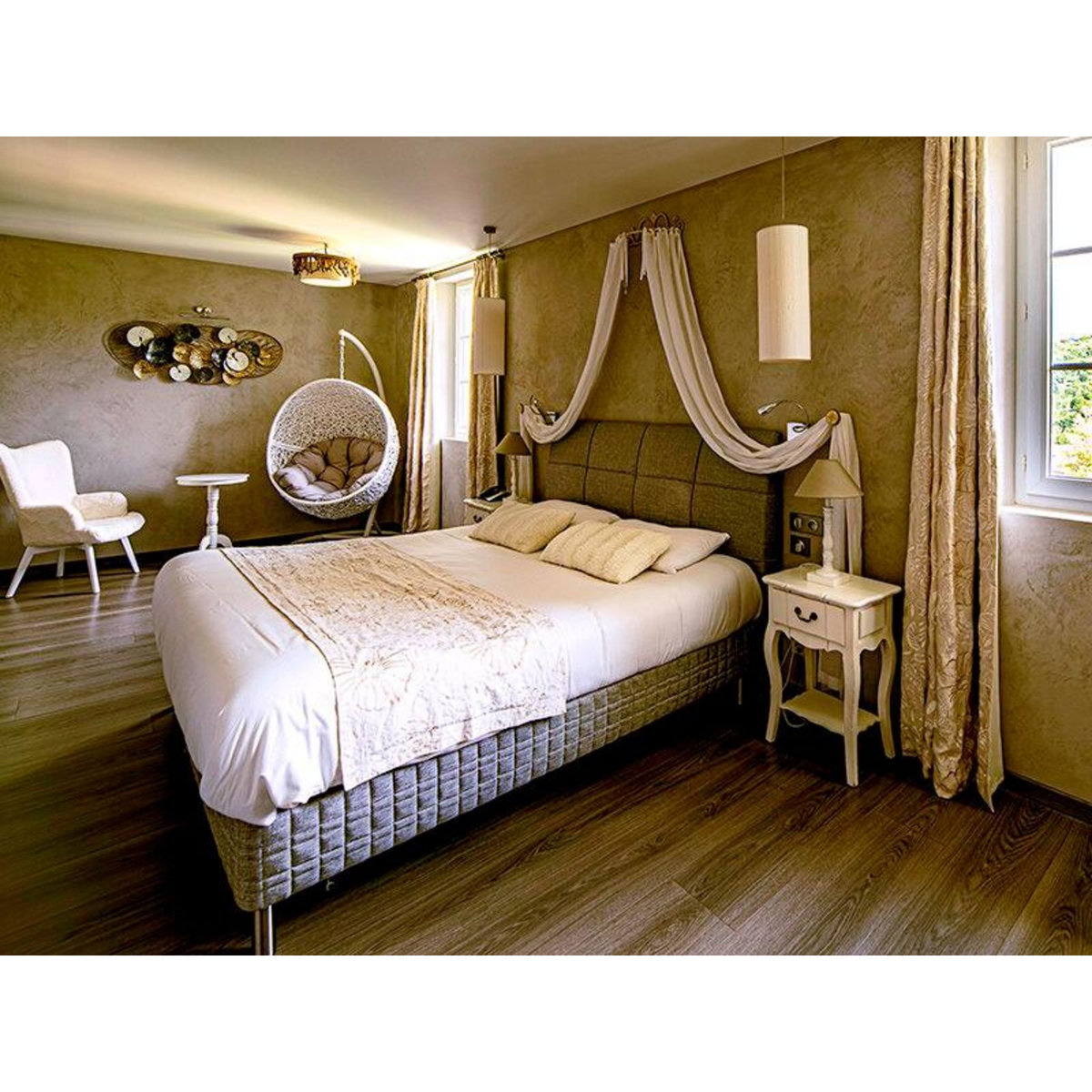 Smartbox Séjour romantique de 2 jours en suite au Château de la Falque - Coffret Cadeau Séjour