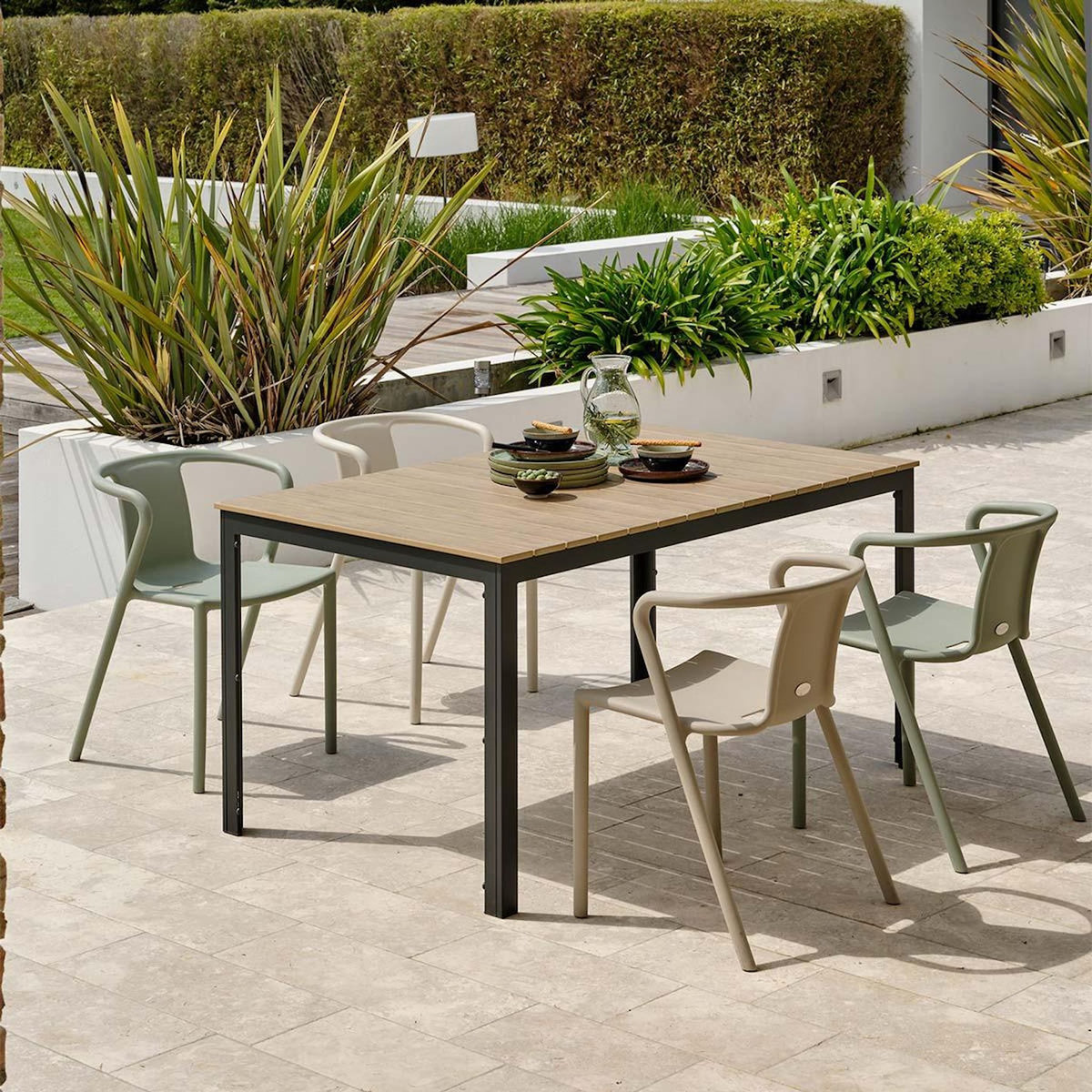 Paris Prix Ensemble Table de Jardin & 4 Fauteuils  Boston & Diego  150cm Multicolore