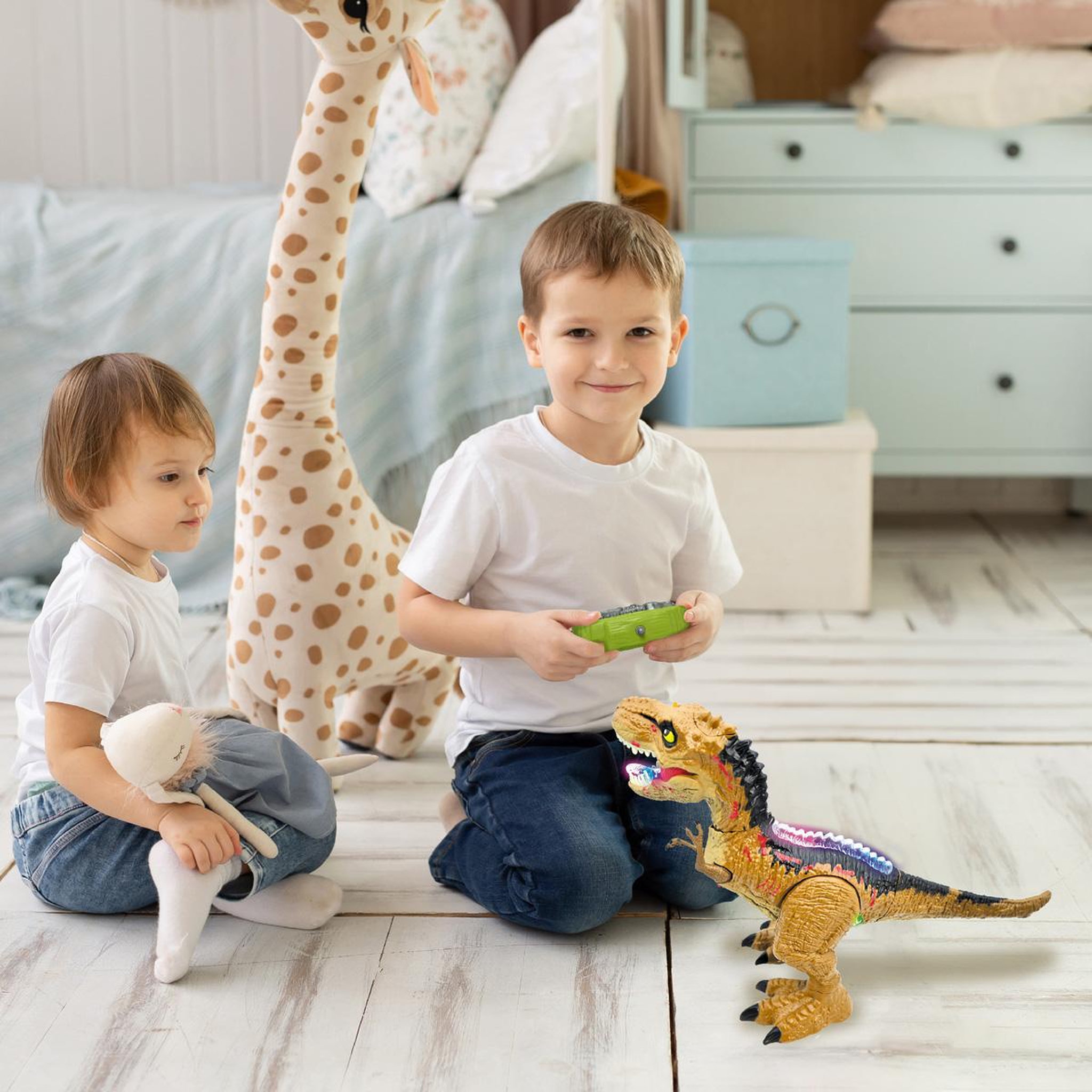 Voir la diapositive 5 : Lexibook Dinosaure Tirex  télécommandé