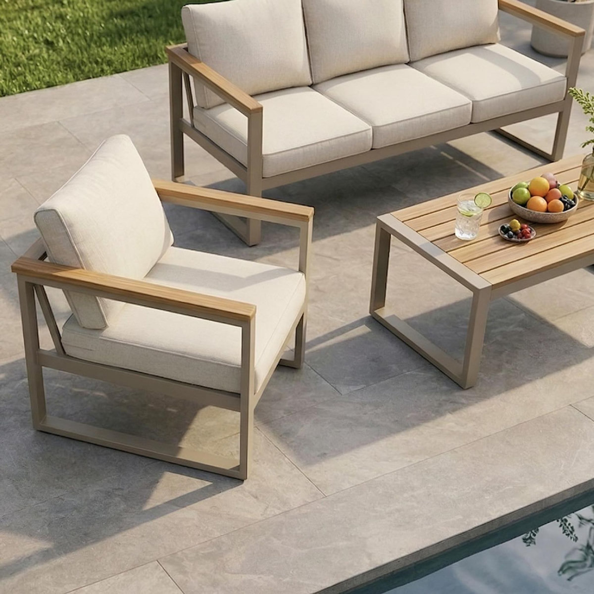 CONCEPT USINE Salon de jardin 5 places en acacia SARABURI