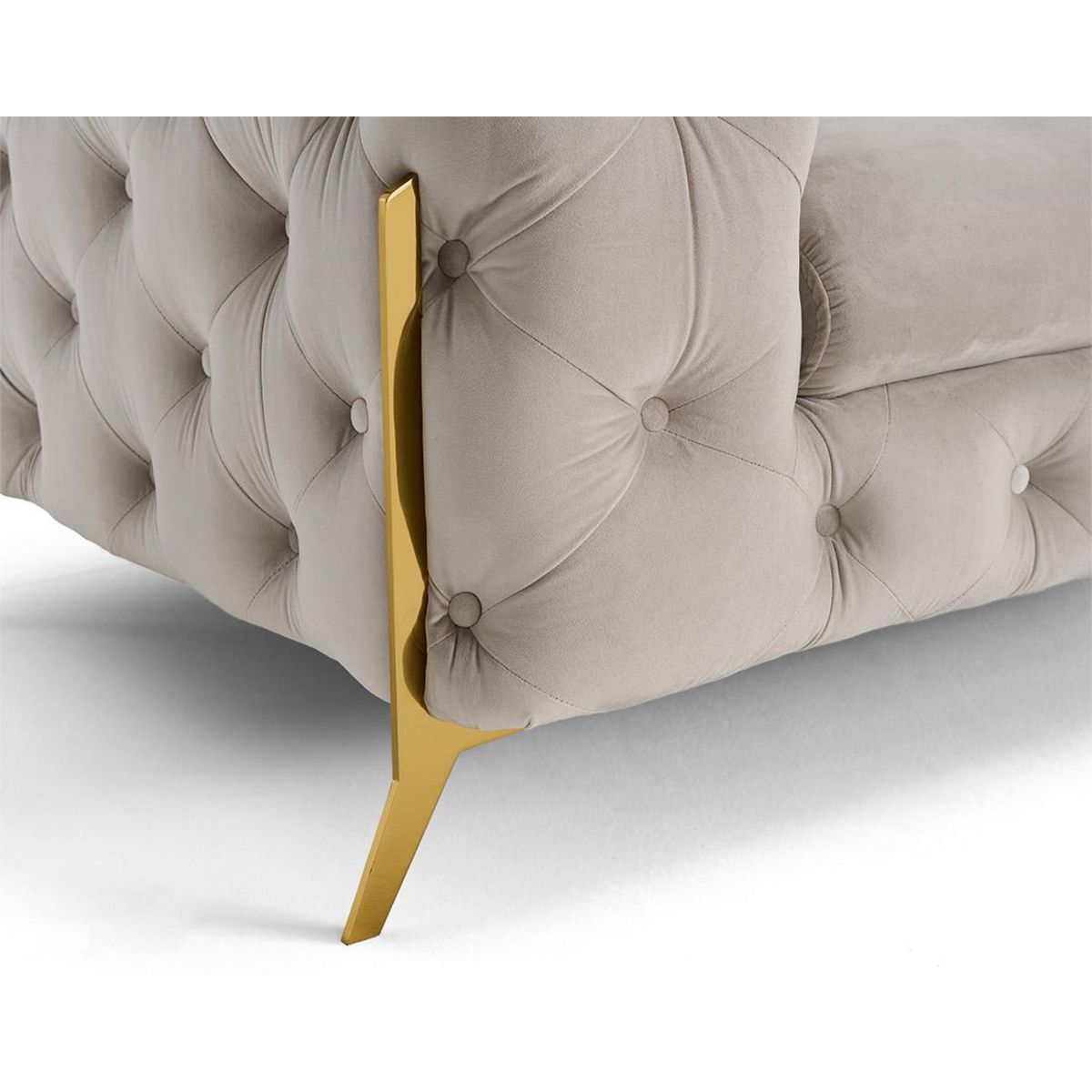 LISA DESIGN Camden - fauteuil chesterfield en velours - pieds en métal doré