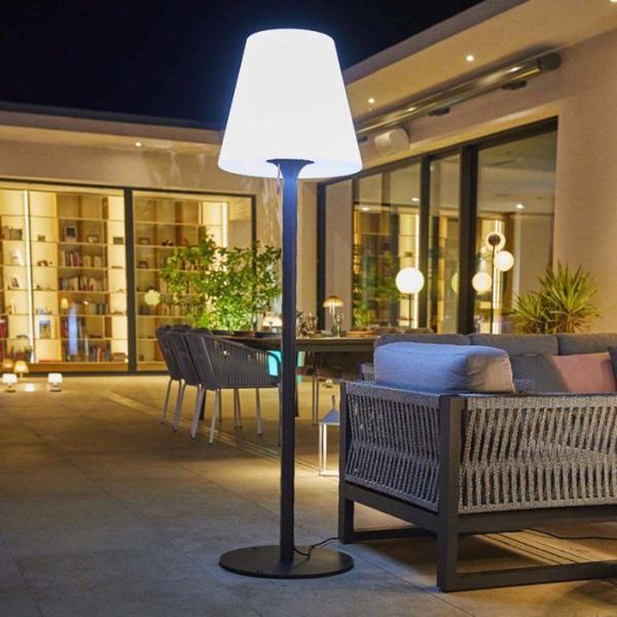 Voir la diapositive 5 : Lumisky Lampadaire extérieur - LUMISKY - STANDY W180 - Filaire - LED culot E27 - H180 cm - Pied métal