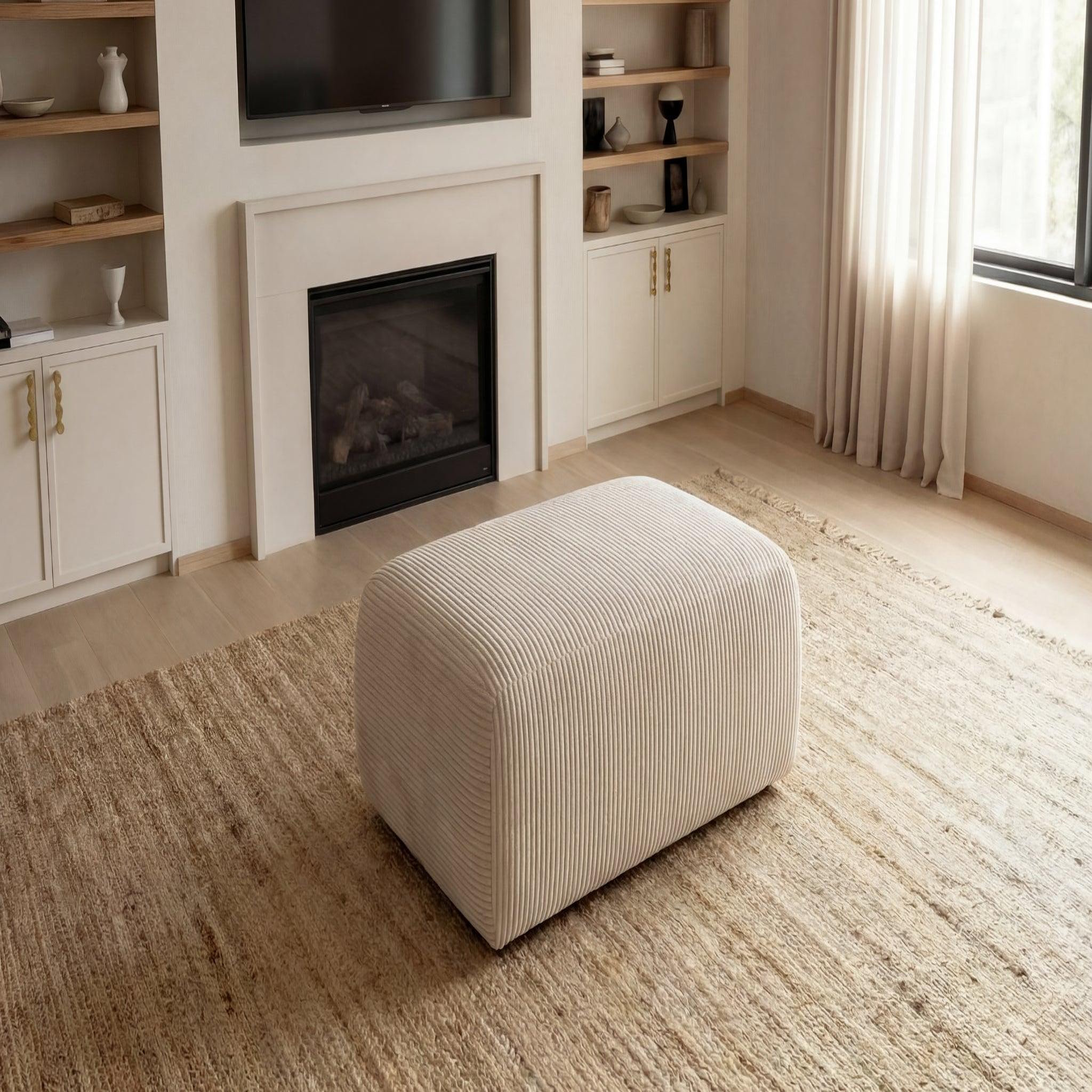 Voir la diapositive 2 : CASANOVA PARIS Sacha - pouf en velours côtelé 105x57x40