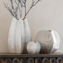 Voir la diapositive 4 : Paris Prix Vase Déco Abstrait  Dewayne  26cm Beige