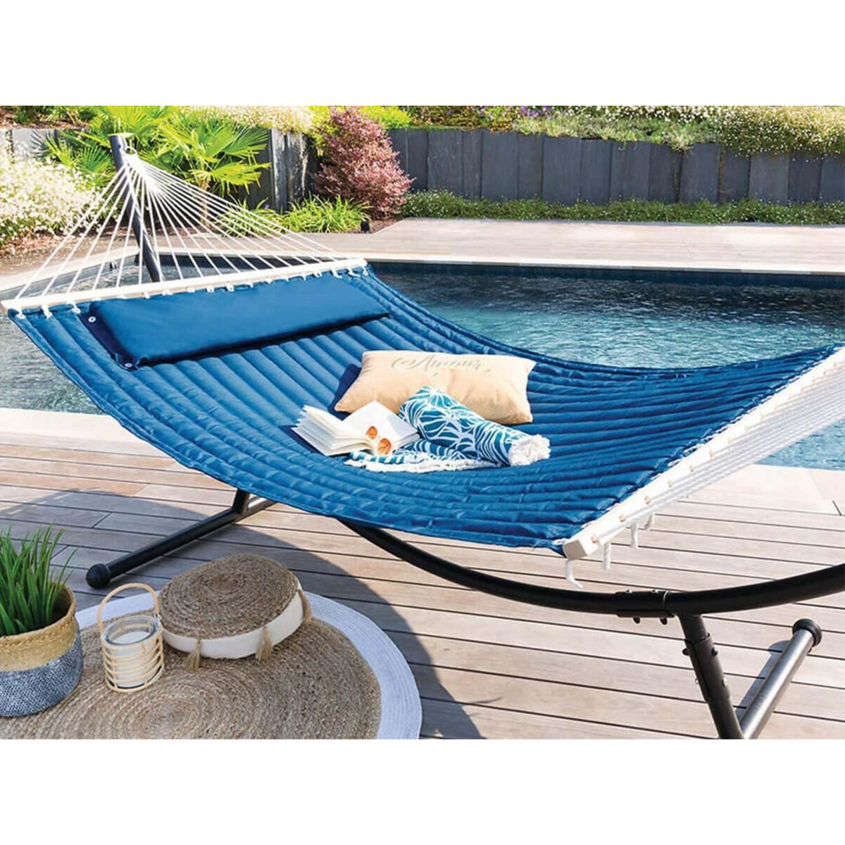 HESPERIDE Toile de hamac matelassé bleu indigo Akio - Hespéride