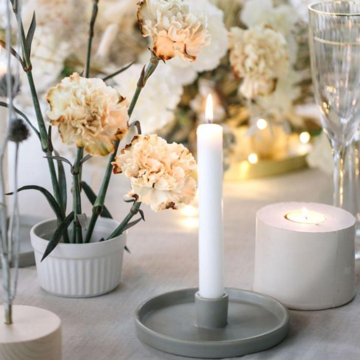 Paris Prix Lot de 14 Bougies  Chauffe-Plat & Chandelier  20cm Blanc