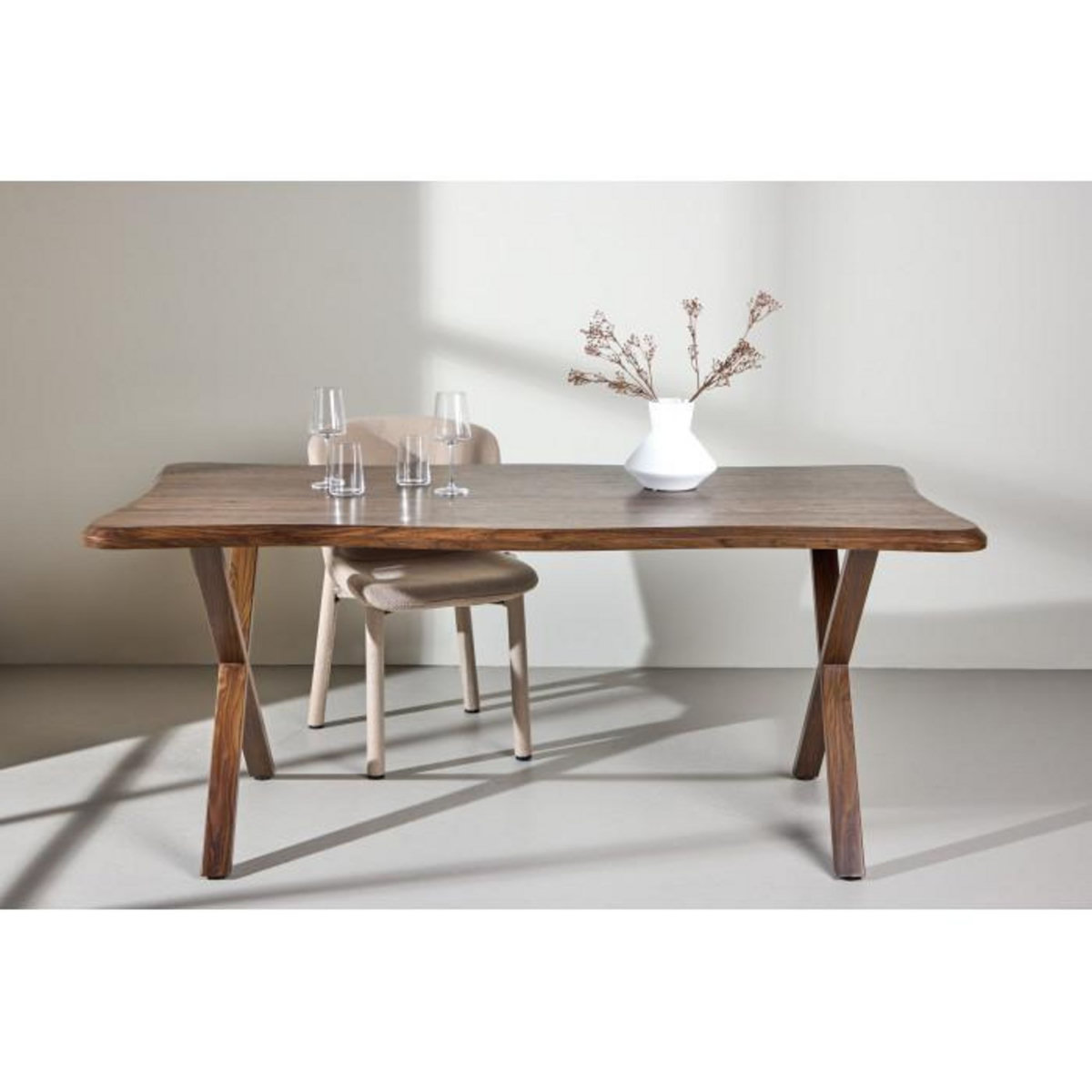 Paris Prix Table à Manger Organique  Fiona  180cm Noyer