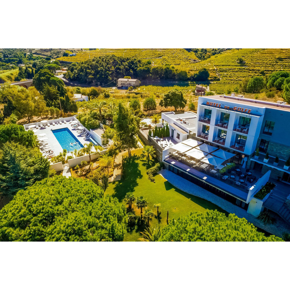 Smartbox 2 jours paradisiaques à Argelès-sur-Mer en hôtel 4* avec accès à l'espace détente - Coffret Cadeau Séjour