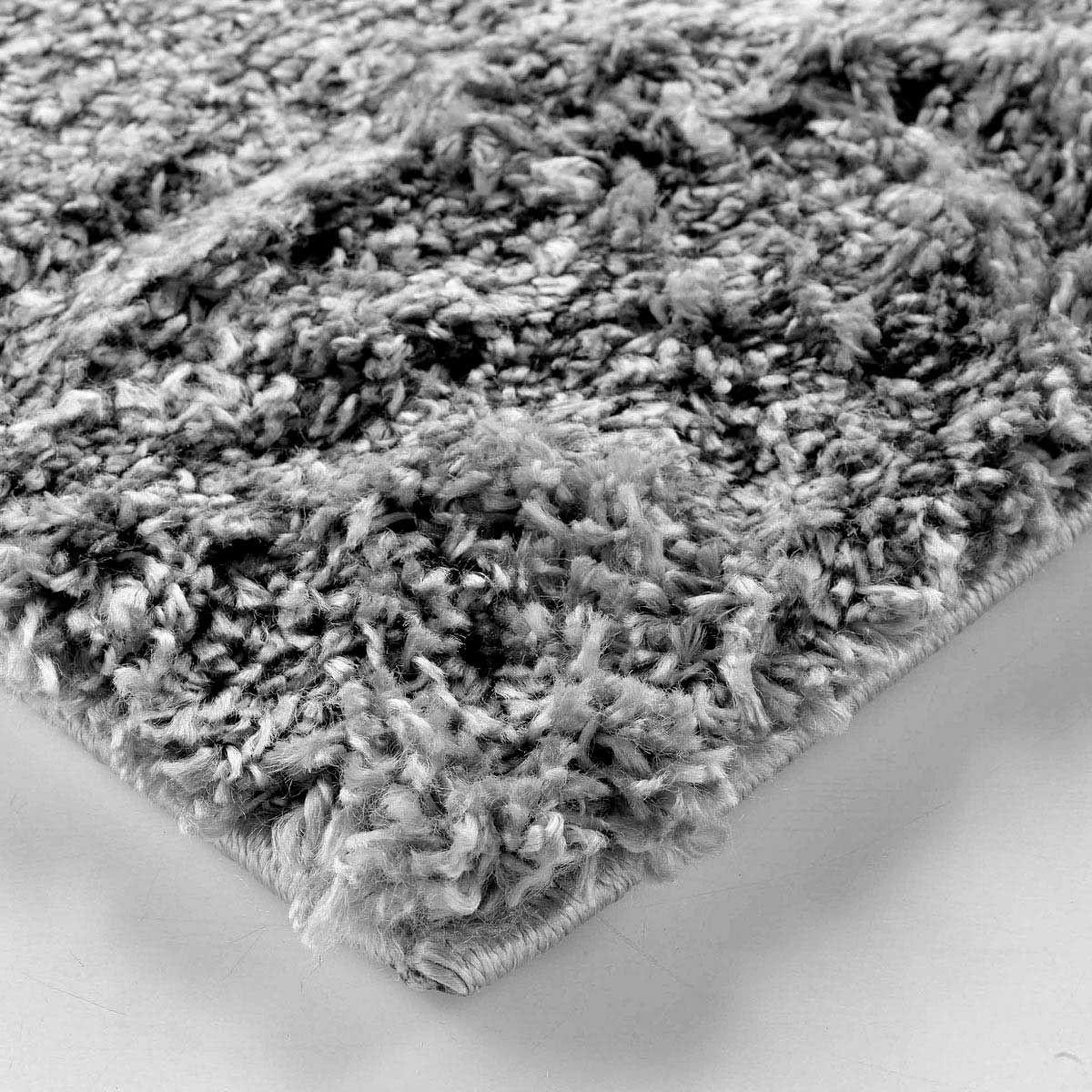 Voir la diapositive 4 : Douceur d'Intérieur Tapis shaggy uni  tango  60x110cm gris