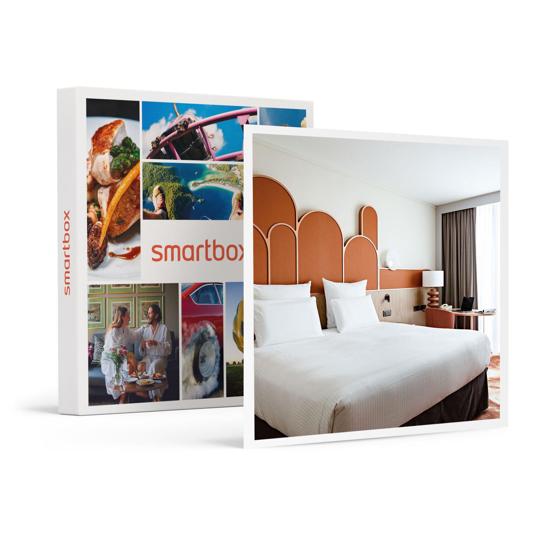 Voir la diapositive 1 : Smartbox 2 jours à Paris Bercy dans un hôtel Pullman 4* avec accès à l'espace fitness et sauna - Coffret Cadeau Séjour