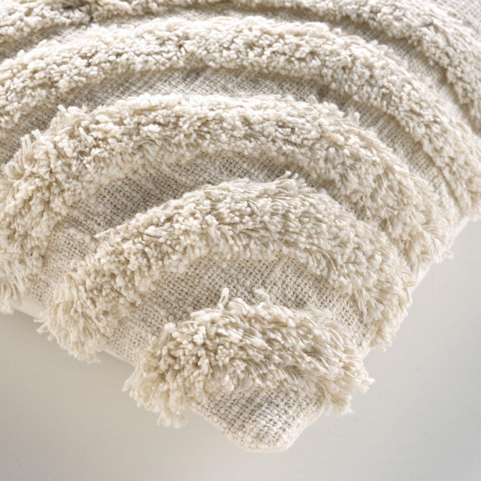 Voir la diapositive 3 : Douceur d'Intérieur Housse de coussin tuftée  silio  40x40cm naturel