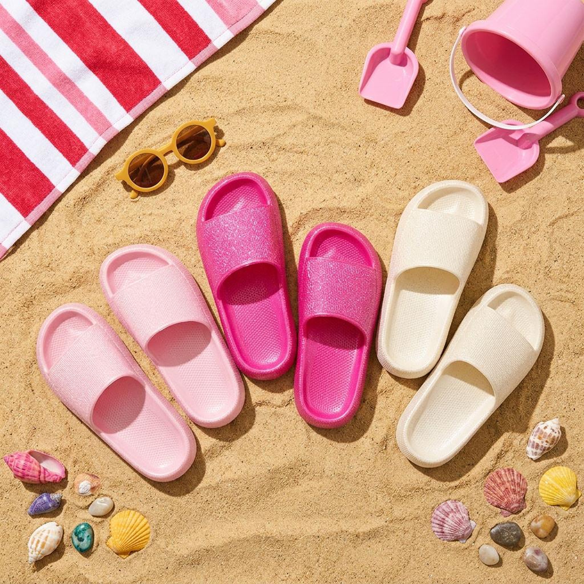 Voir la diapositive 6 : OZABI OZABI Pack 3 Claquettes Fille Glitter Paillettes - Beige Rose Fuchsia
