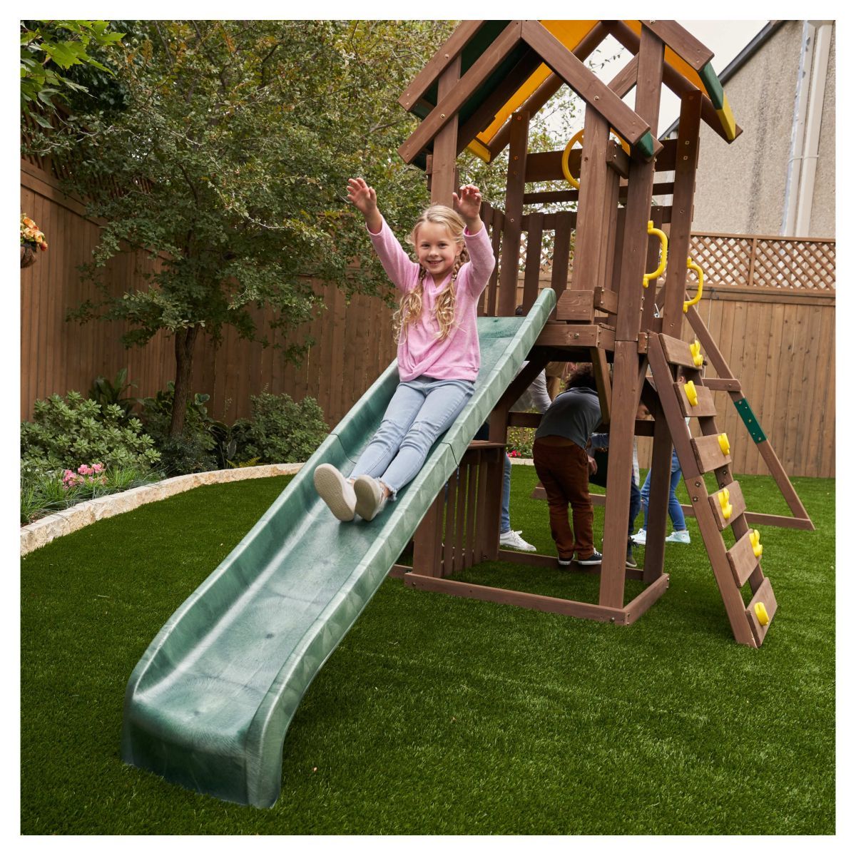 Kidkraft Aire de jeux Arbor Crest Deluxe avec toboggan