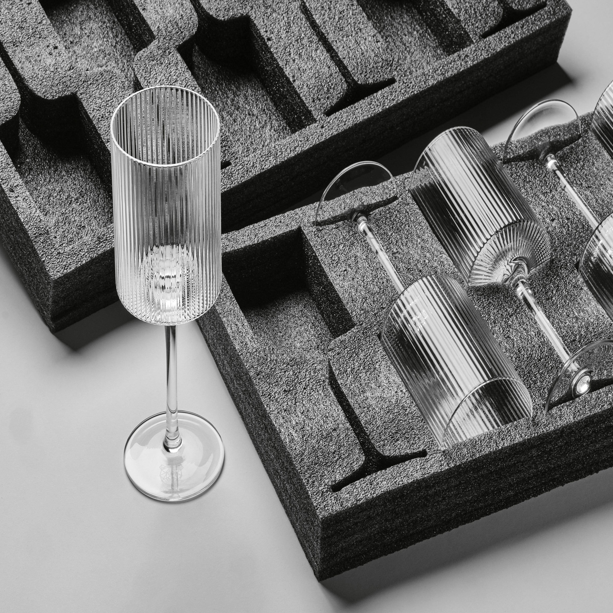 Voir la diapositive 6 : BJORN Set de verres complet linje - 24 pièces