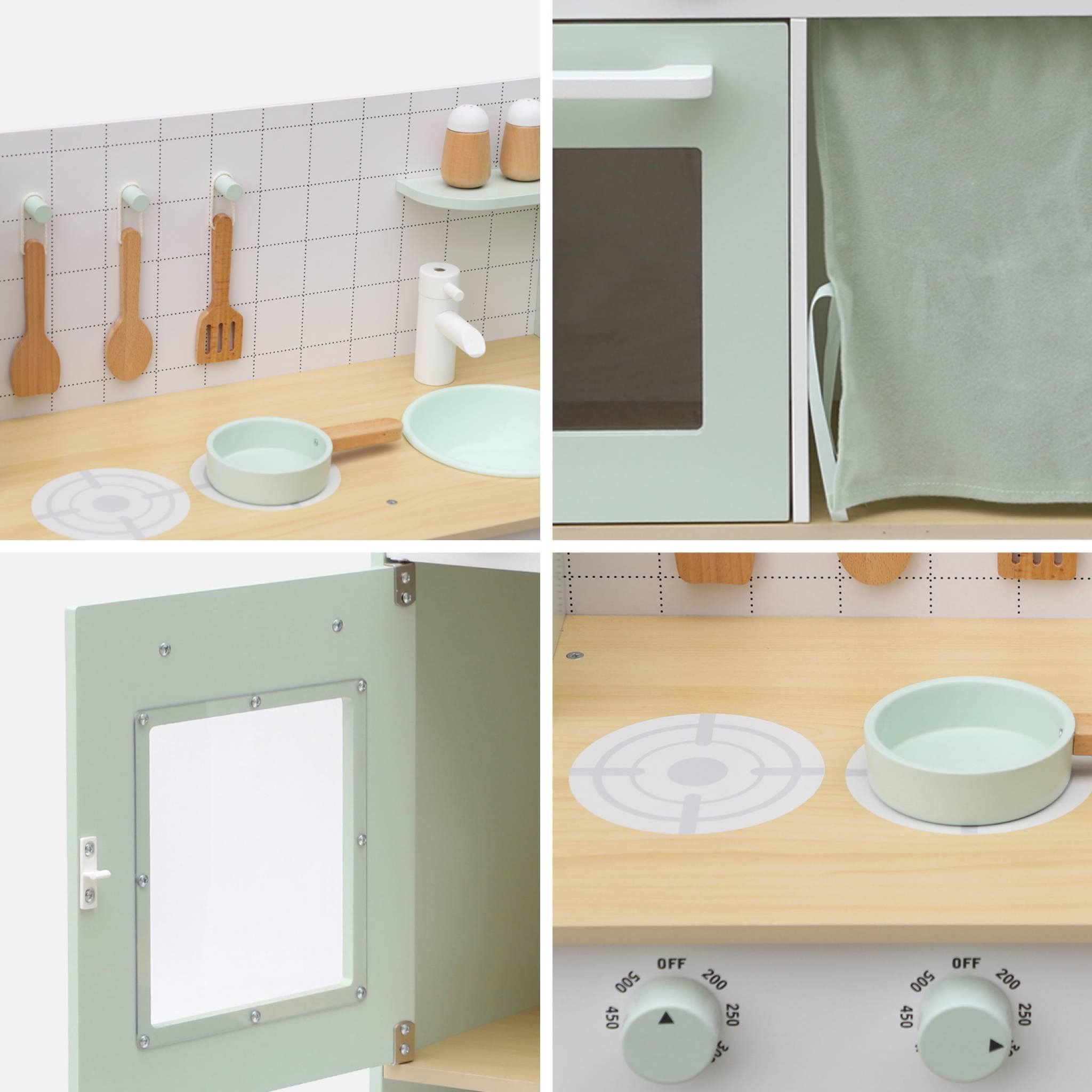 Voir la diapositive 6 : SWEEEK Cuisine en bois vert céladon cocotte pour enfant avec accessoires