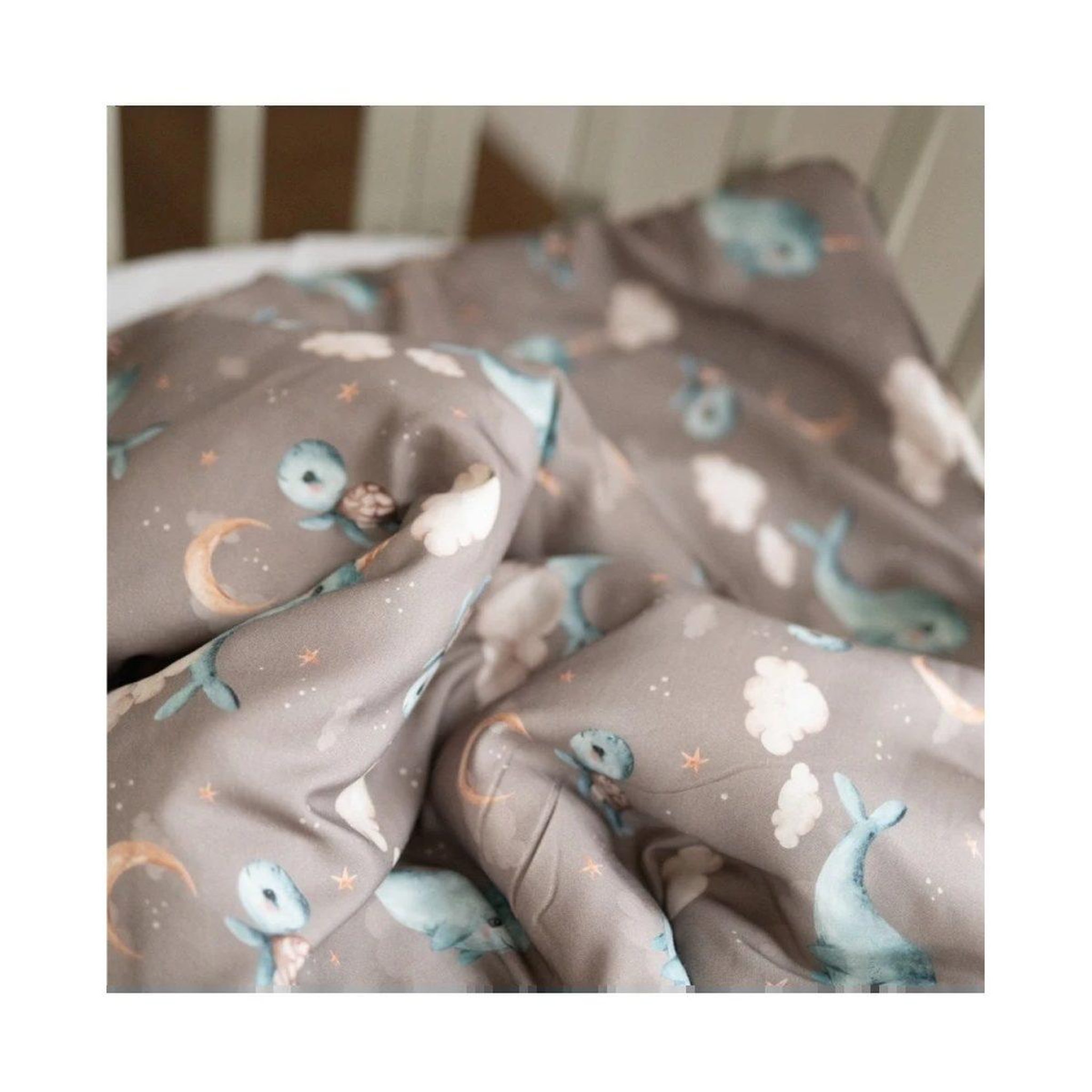 Voir la diapositive 4 : WALDIN Oreiller bébé 60 × 40 cm - motif baleine, brun
