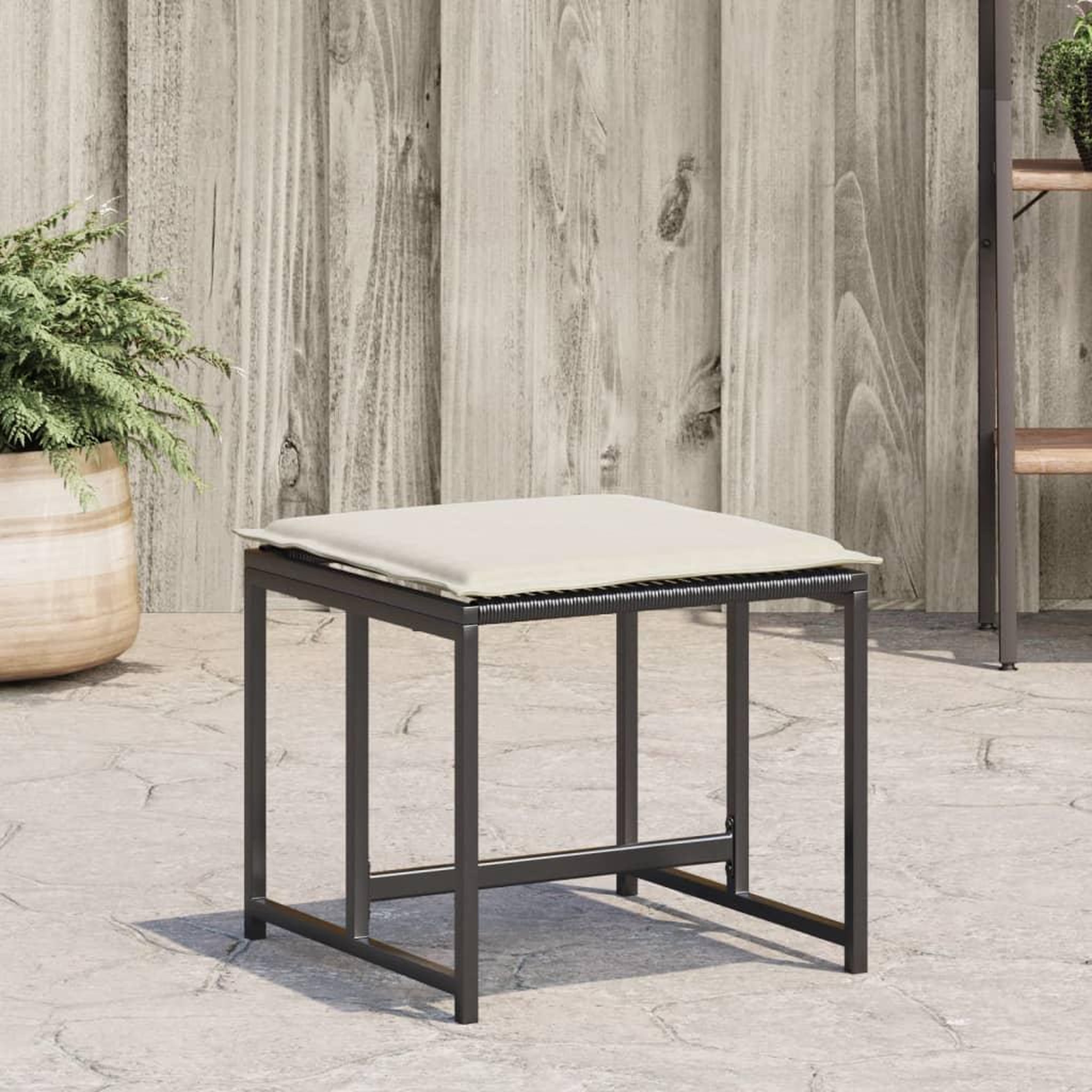 VIDAXL Tabourets de jardin avec coussins lot de 4 noir resine tressee