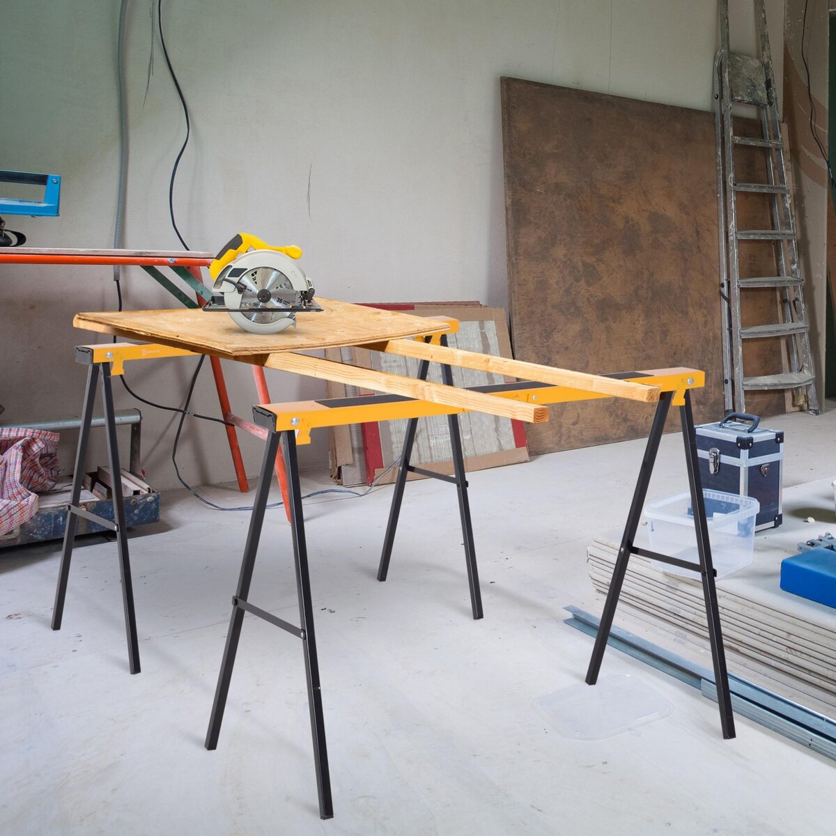 HOMCOM HOMCOM Lot de 2 tréteaux pliables compactes poignée transport dim. 100L x 50l x 76H cm surface antidérapante métal noir jaune