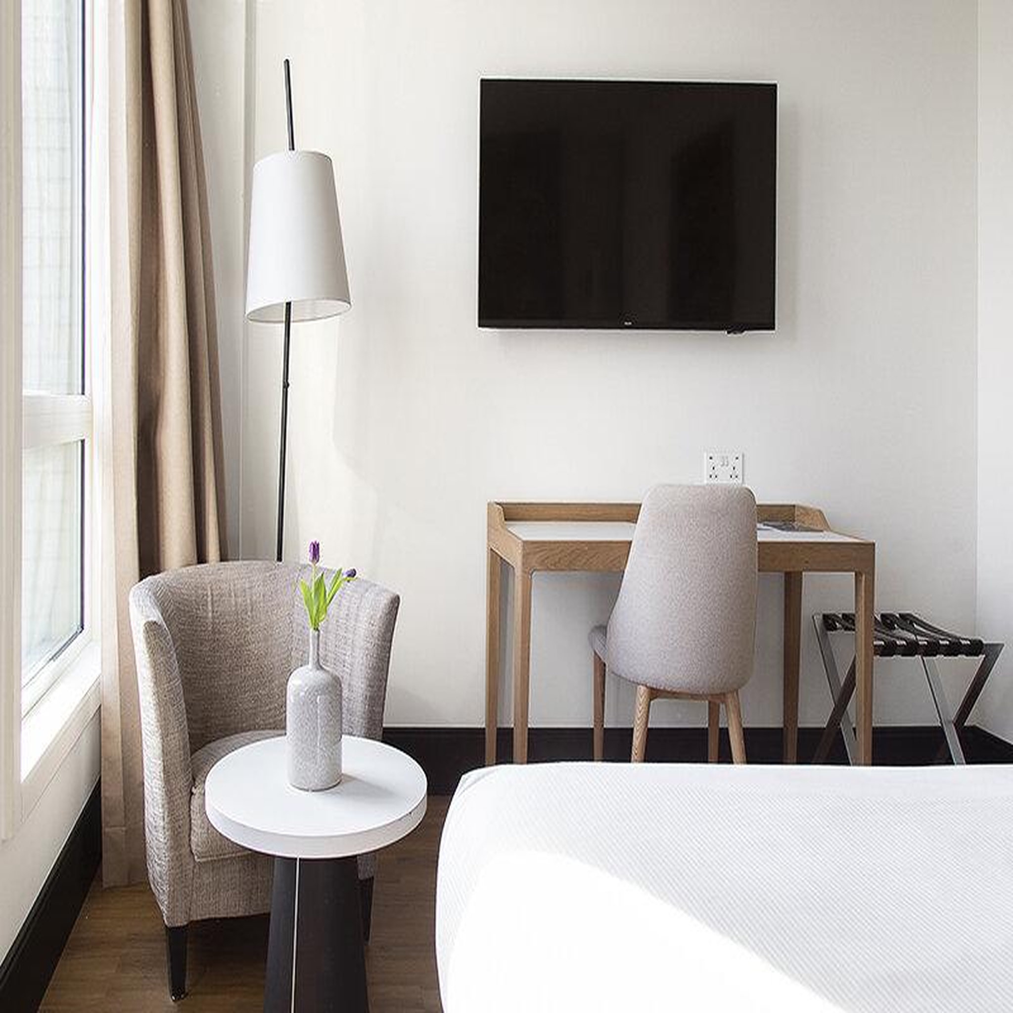 Voir la diapositive 4 : Smartbox 2 nuits à l'hôtel h10 london waterloo 4* à londres - coffret cadeau séjour