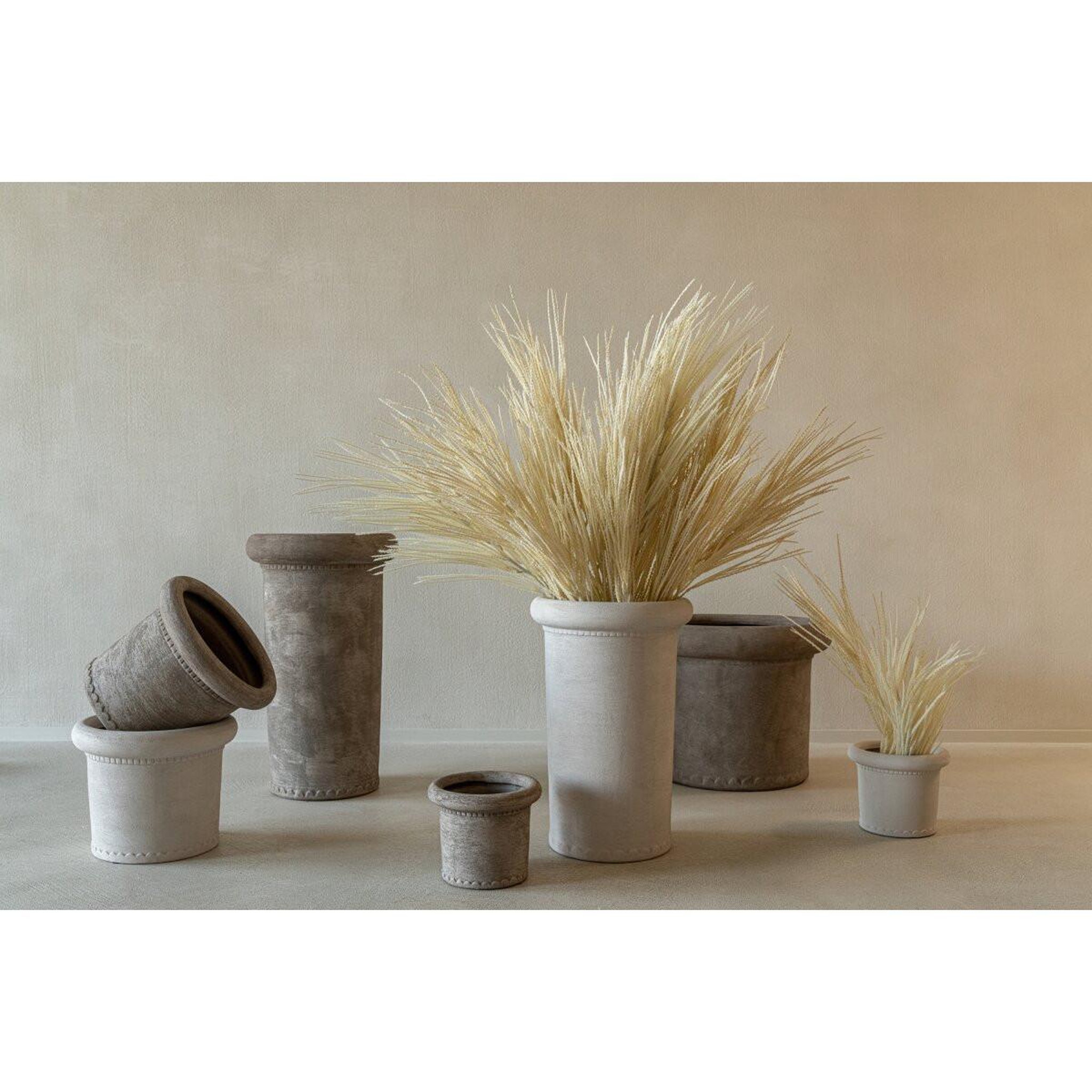 Voir la diapositive 3 : J-LINE Cache-pot en grès  fabio  25cm grège
