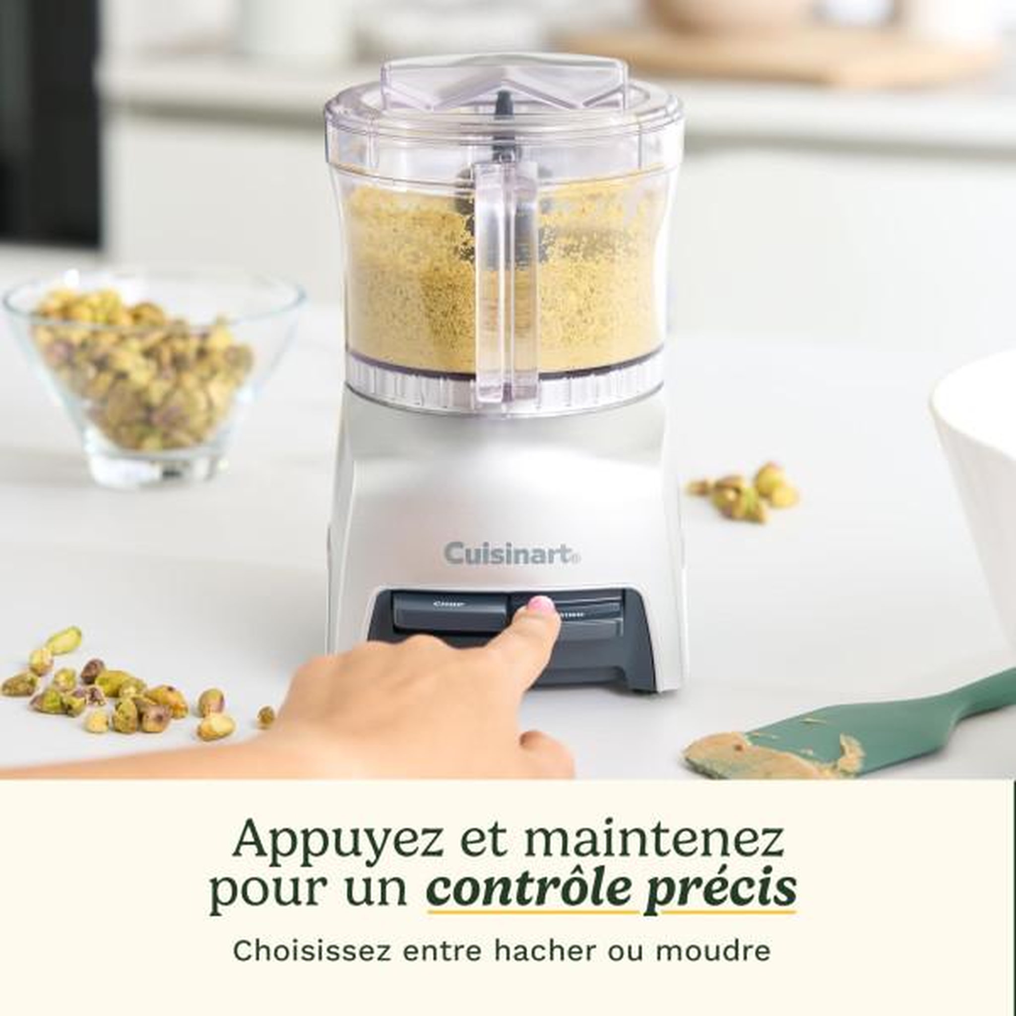 Voir la diapositive 4 : Cuisinart Mini hachoir multi-usage 0.7l 250w - CCH32E