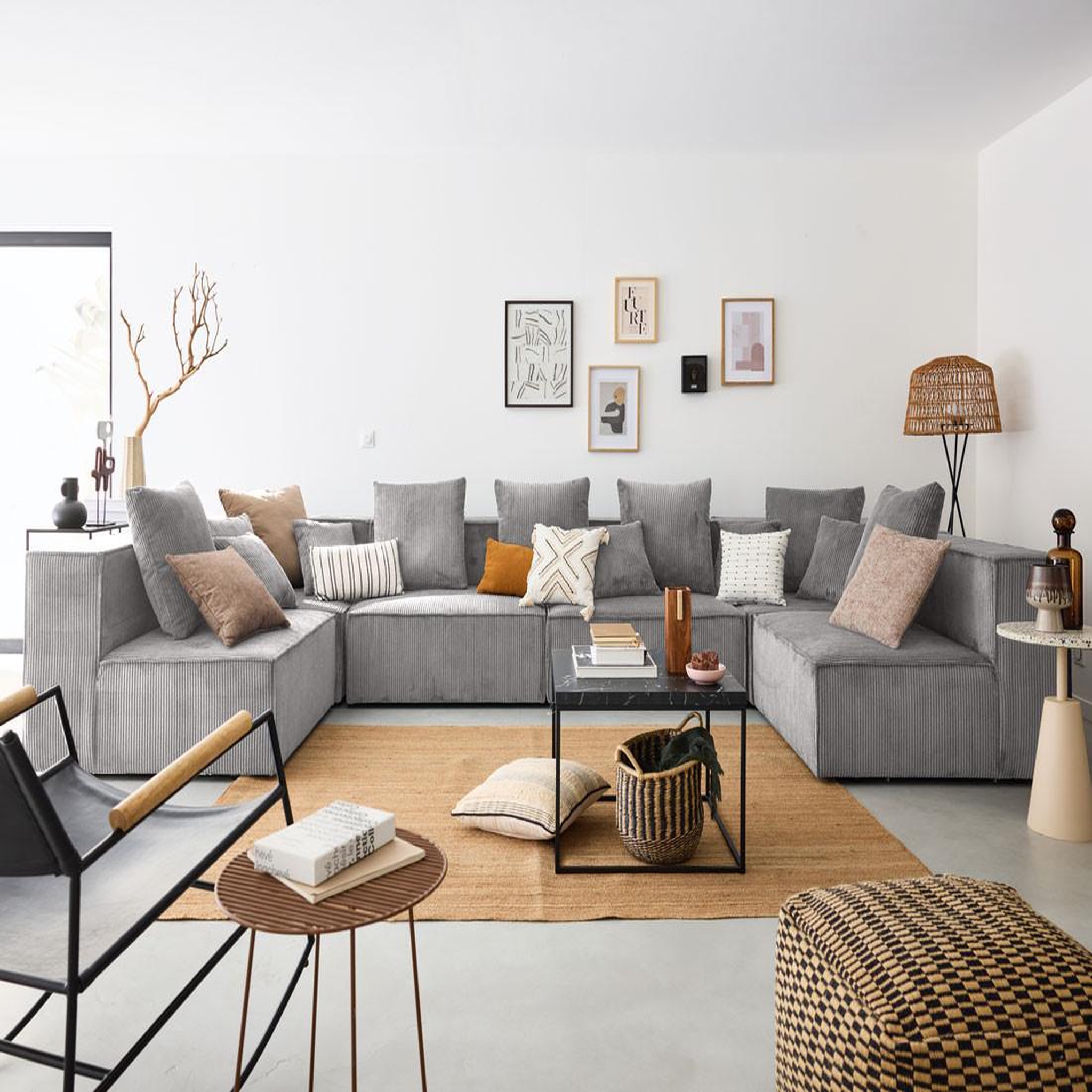 Voir la diapositive 2 : BEST MOBILIER Colombine - canapé modulable panoramique - 7 places - en velours côtelé