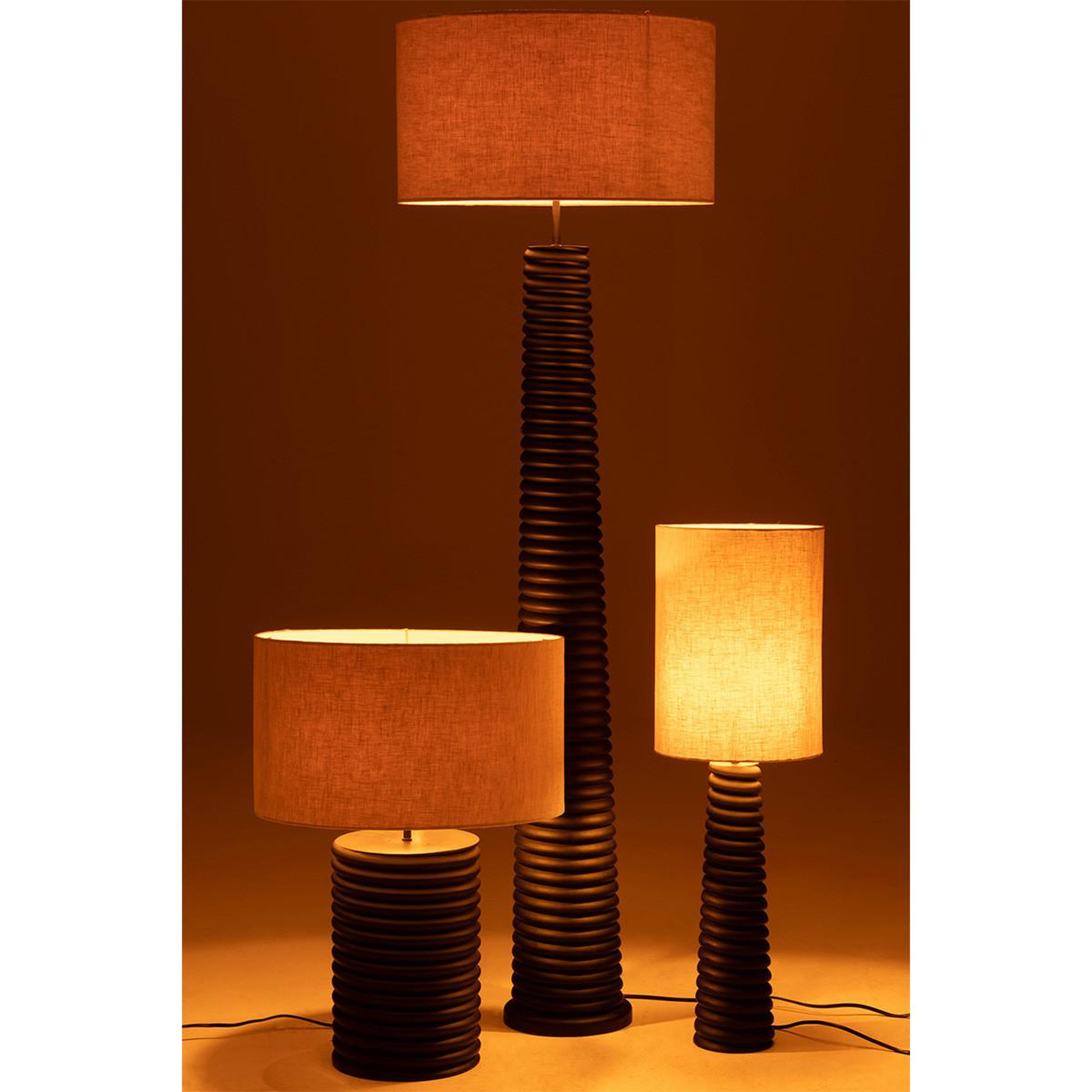 Voir la diapositive 6 : J-LINE Lampe à poser filetage en bois  ailanthus  85cm noir