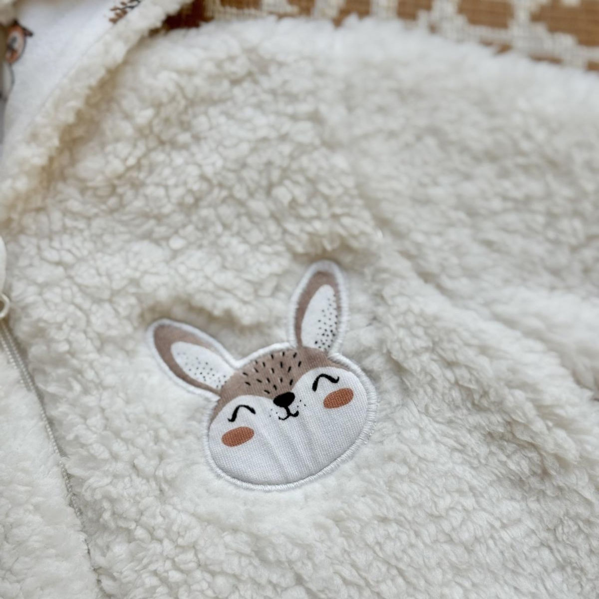 Petit Béguin Veste à capuche zippé bébé en sherpa Chou lapinou