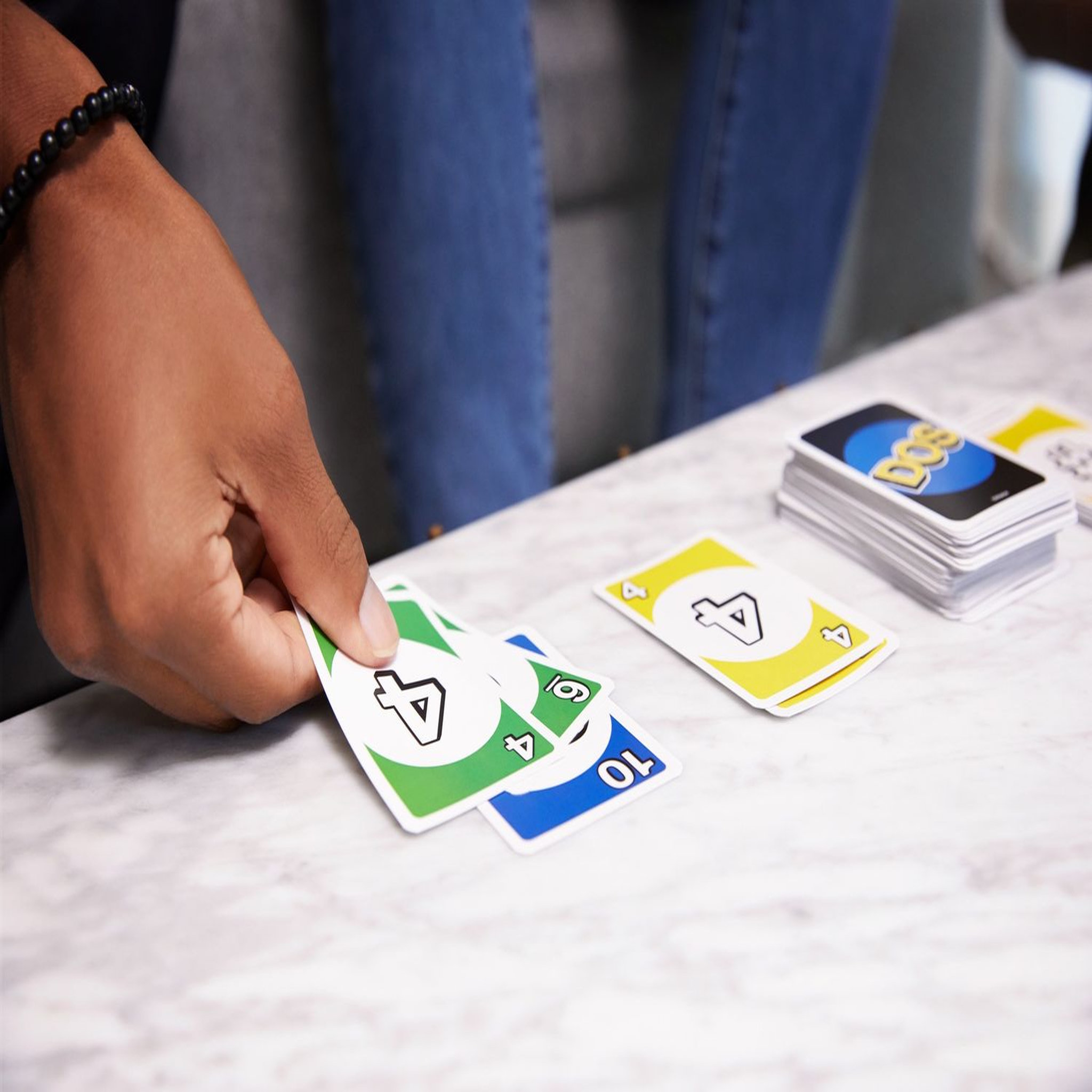 Voir la diapositive 5 : MATTEL Mattel Games - DOS - Jeu de Cartes Famille 