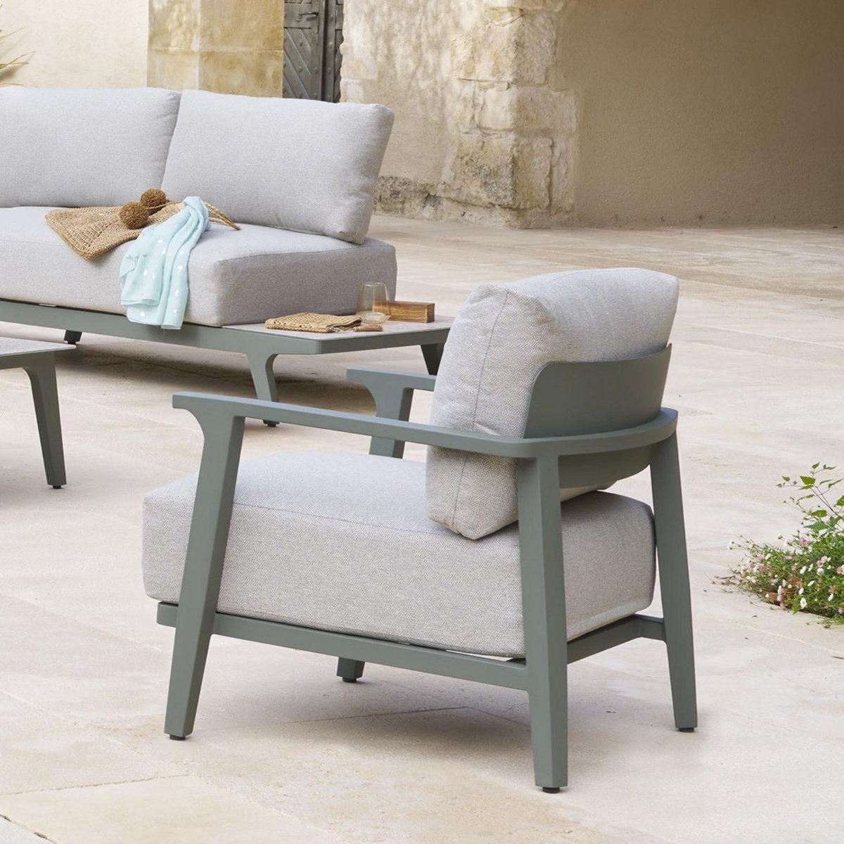 HESPERIDE Fauteuil de salon de jardin en aluminium PULPY - Vert laurier