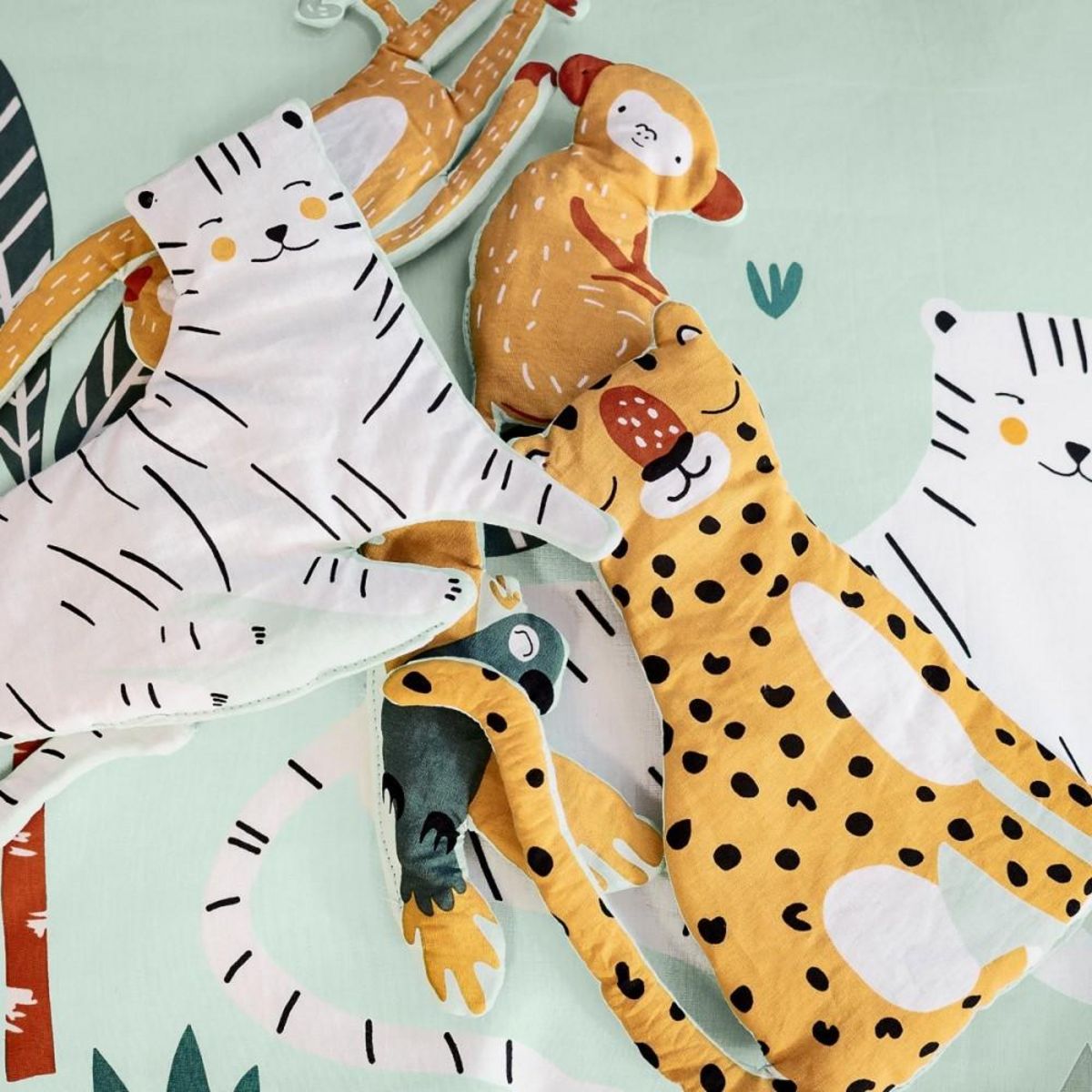 COTE DECO Housse de couette 140x200 réversible + 1 taie JUNGLE MANIA