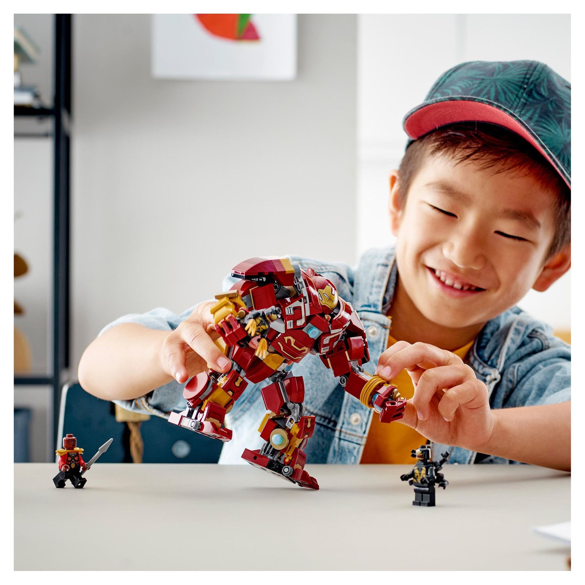 Voir la diapositive 8 : LEGO Marvel Super Heros 76247 Hulkbuster : La bataille du Wakand, Figurine, Jouet à Construire avec Minifigurine Hulk Bruce Banner, Avengers : Infinity War