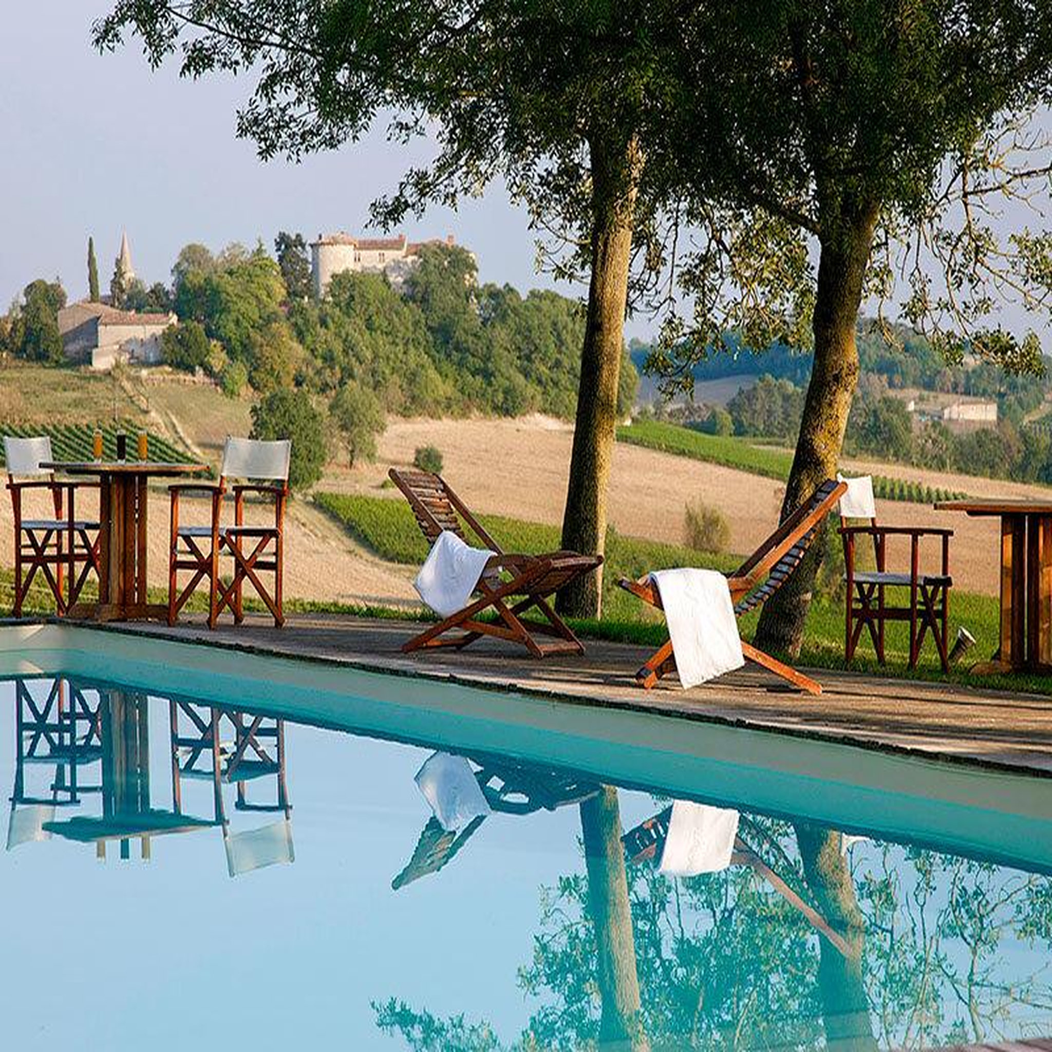 Voir la diapositive 4 : Smartbox Séjour de 2 jours en suite dans un château 4* avec dîner et dégustation de vins près de gaillac - coffret cadeau séjour