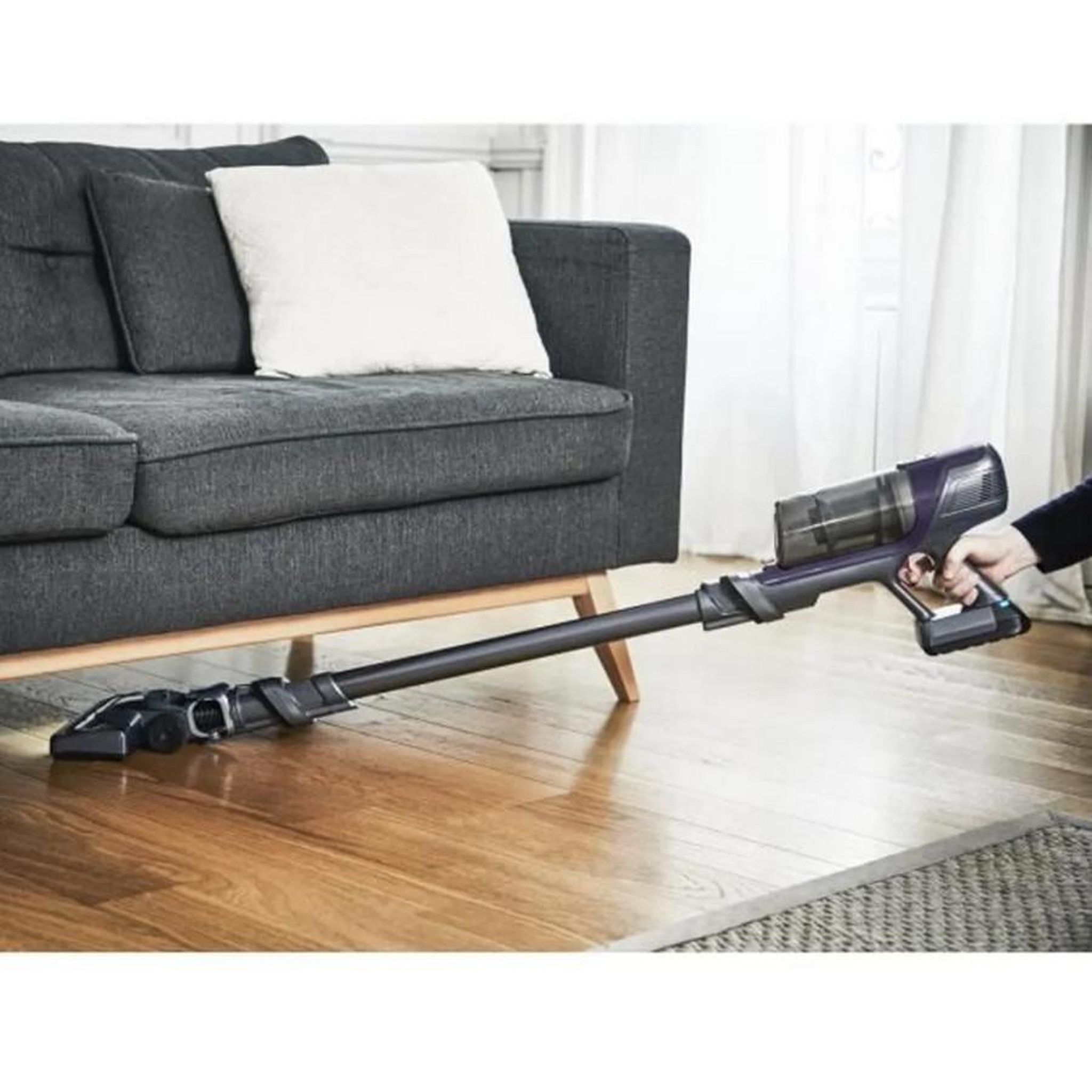 Voir la diapositive 6 : ROWENTA Aspirateur balai rechargeable 18v - rh6821wo