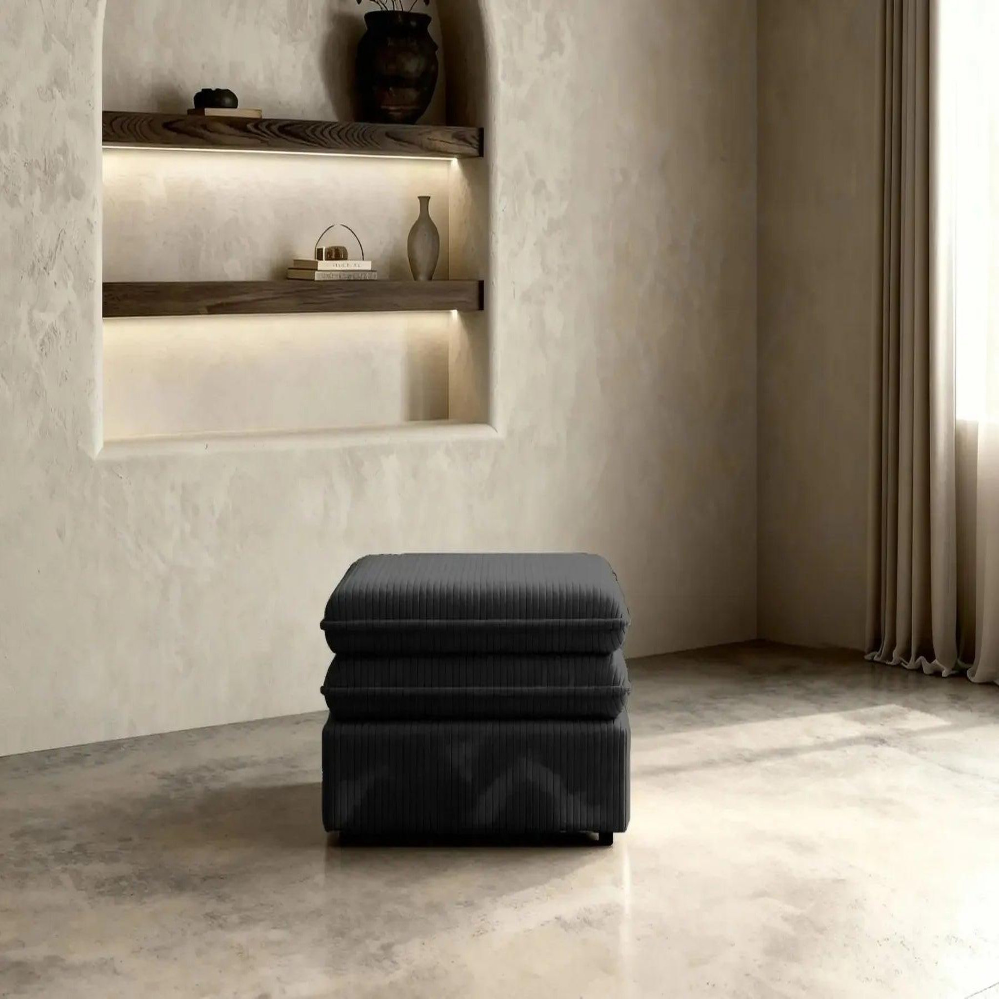 Voir la diapositive 3 : CASANOVA PARIS Oscar - pouf velours cotelé