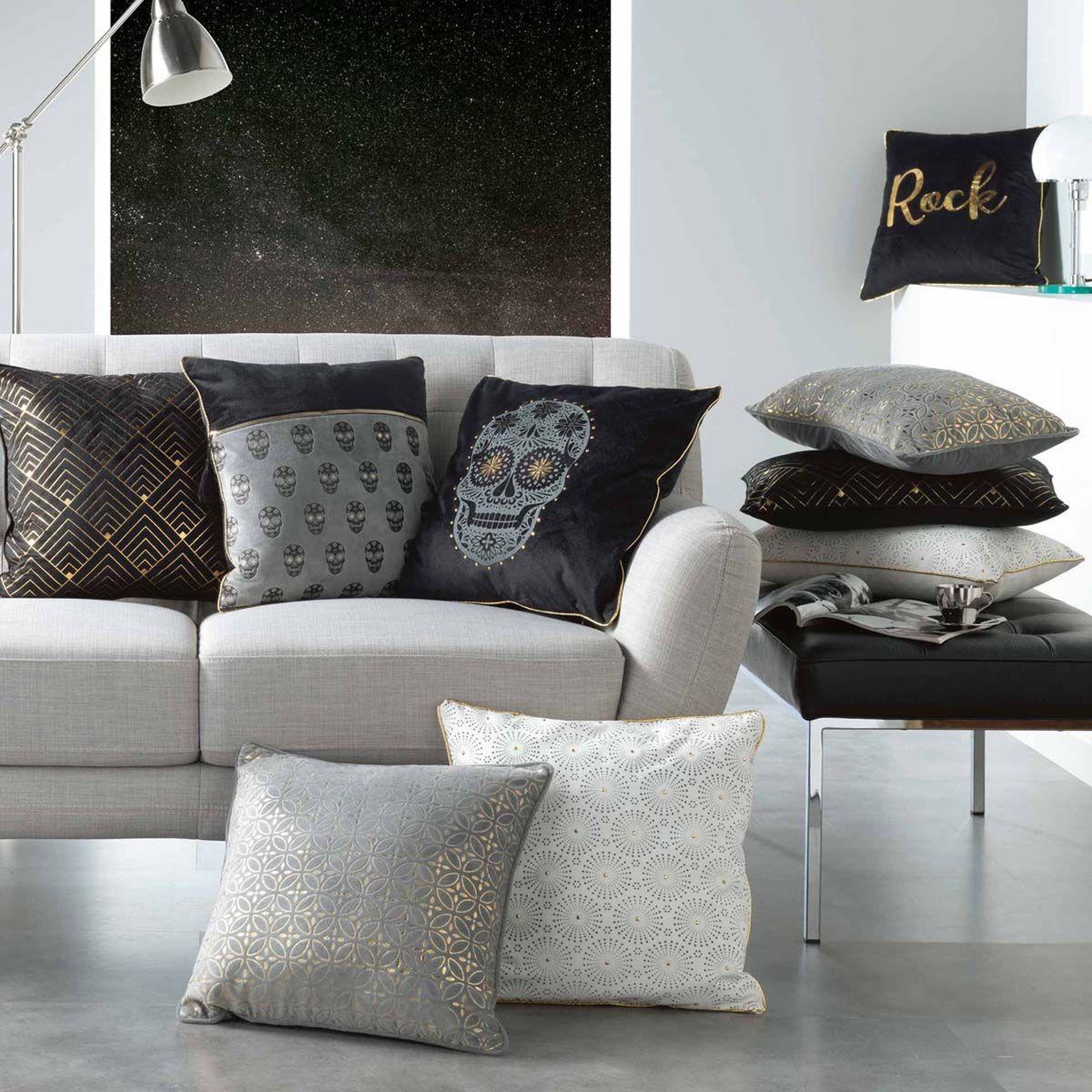 Voir la diapositive 2 : Douceur d'Intérieur Coussin déco déhoussable  astre  45x45cm blanc