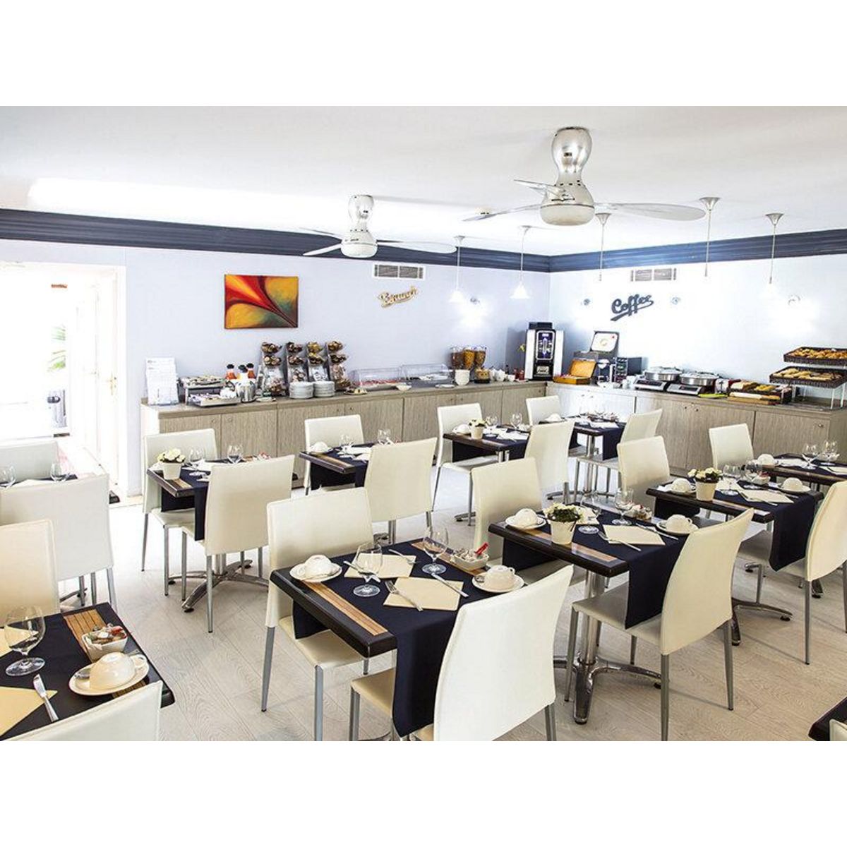 Smartbox 2 jours en hôtel 4* à Cannes avec séance de balnéothérapie et journée spa - Coffret Cadeau Séjour