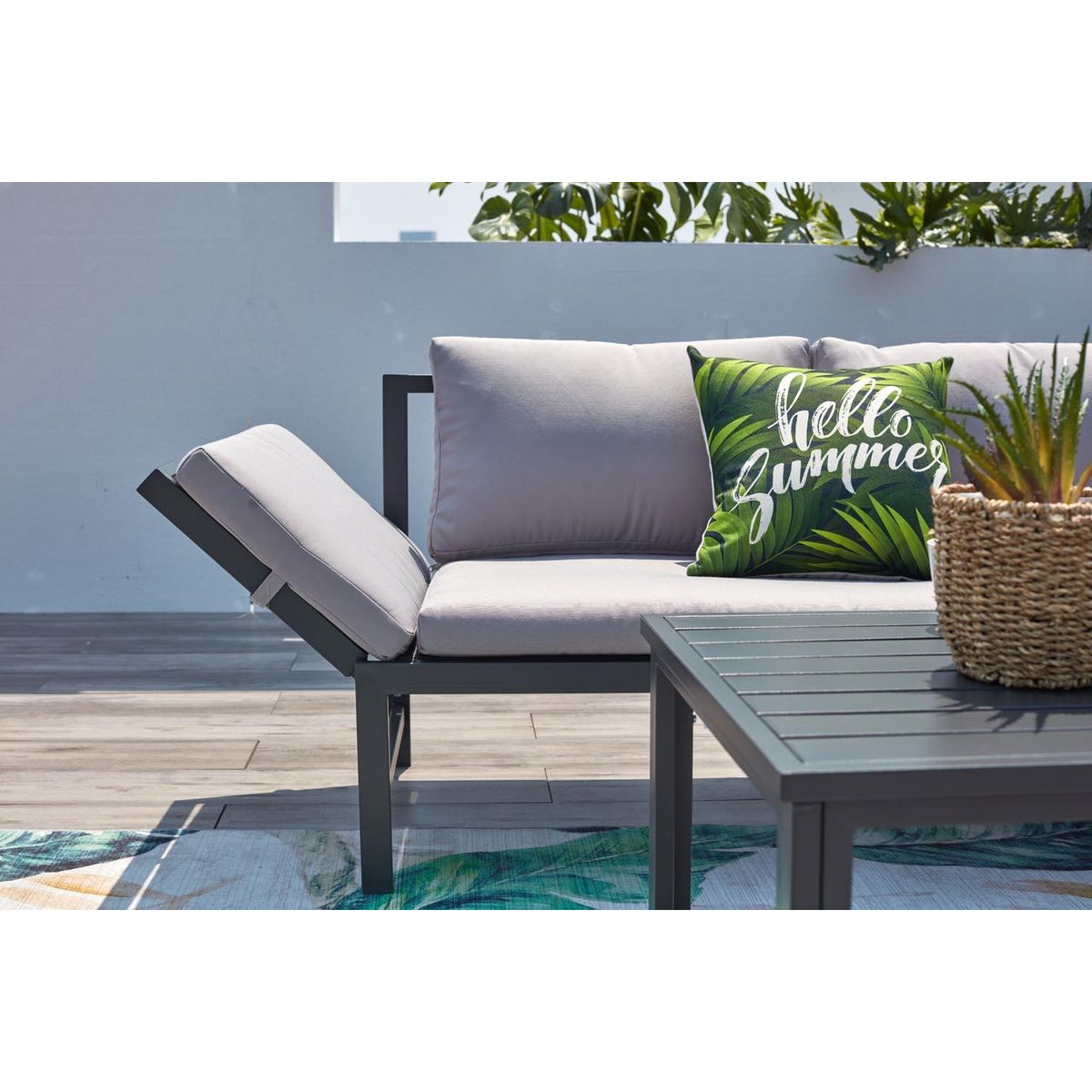 CONCEPT USINE Salon de jardin bas 4 places gris clair KATEA