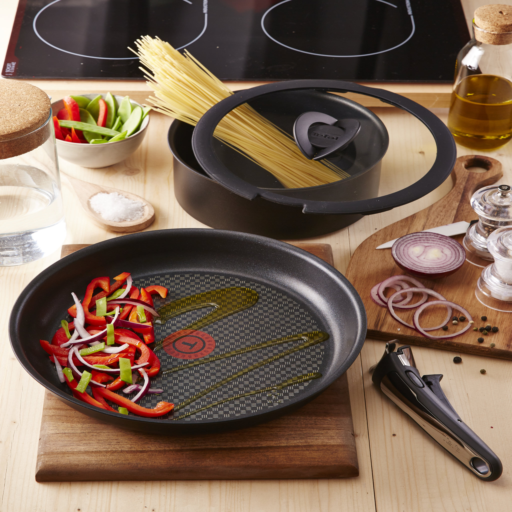 Voir la diapositive 2 : TEFAL Poignée INGENIO EFFET SOFT noire