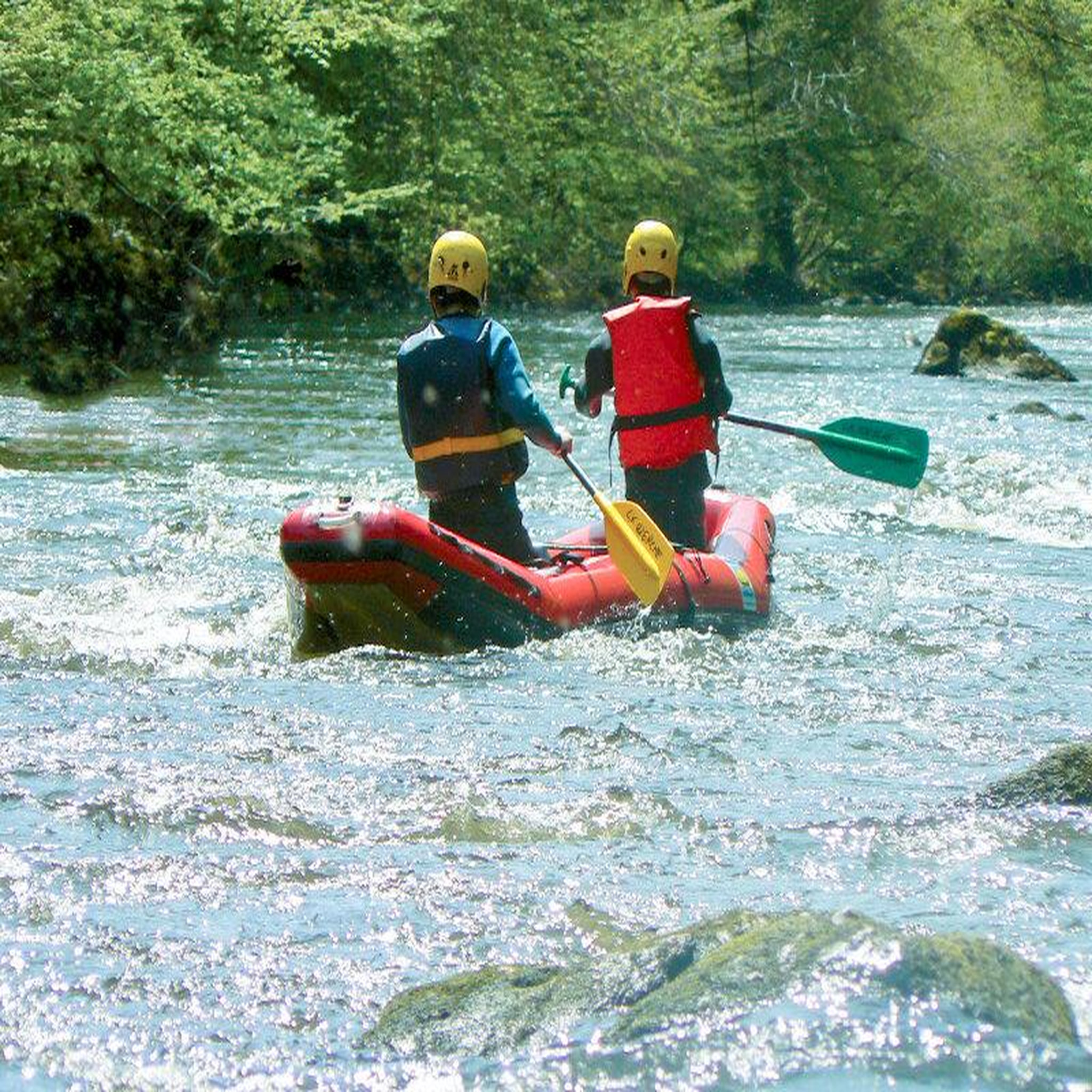 Voir la diapositive 4 : Smartbox Sortie en kayak ou descente en rafting en duo - coffret cadeau sport & aventure