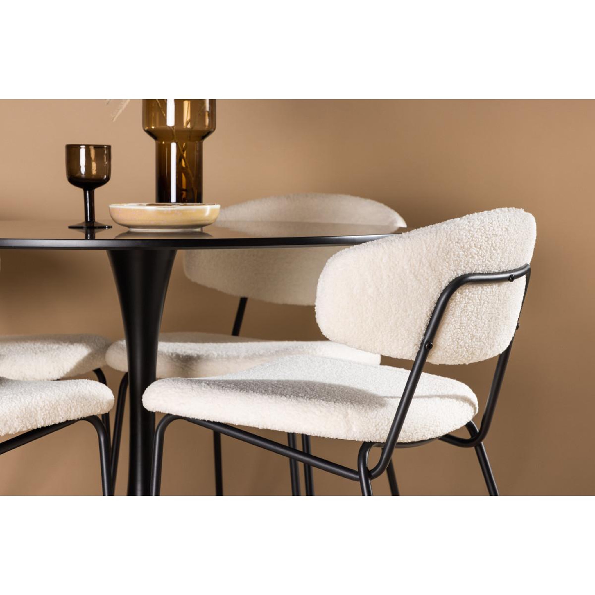 Voir la diapositive 5 : Paris Prix Ensemble table à manger & 4 chaises  glade & chico  100cm noir & blanc
