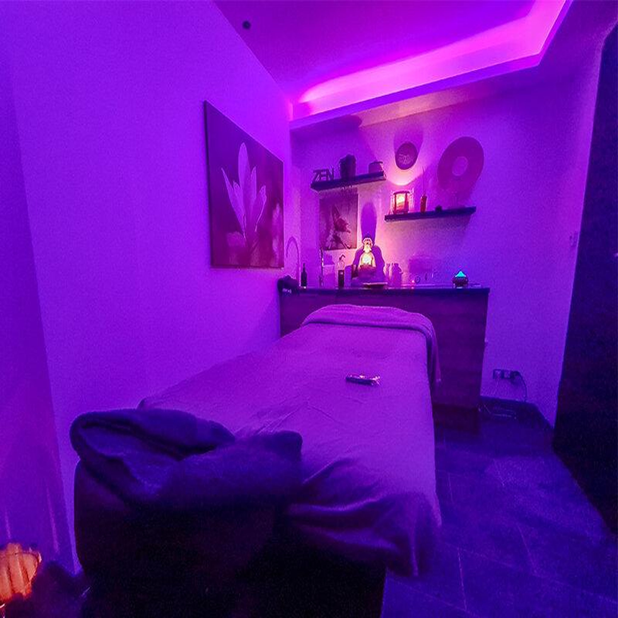 Voir la diapositive 2 : Smartbox 2 jours en suite avec accès privatif au spa et modelage près de strasbourg - coffret cadeau séjour