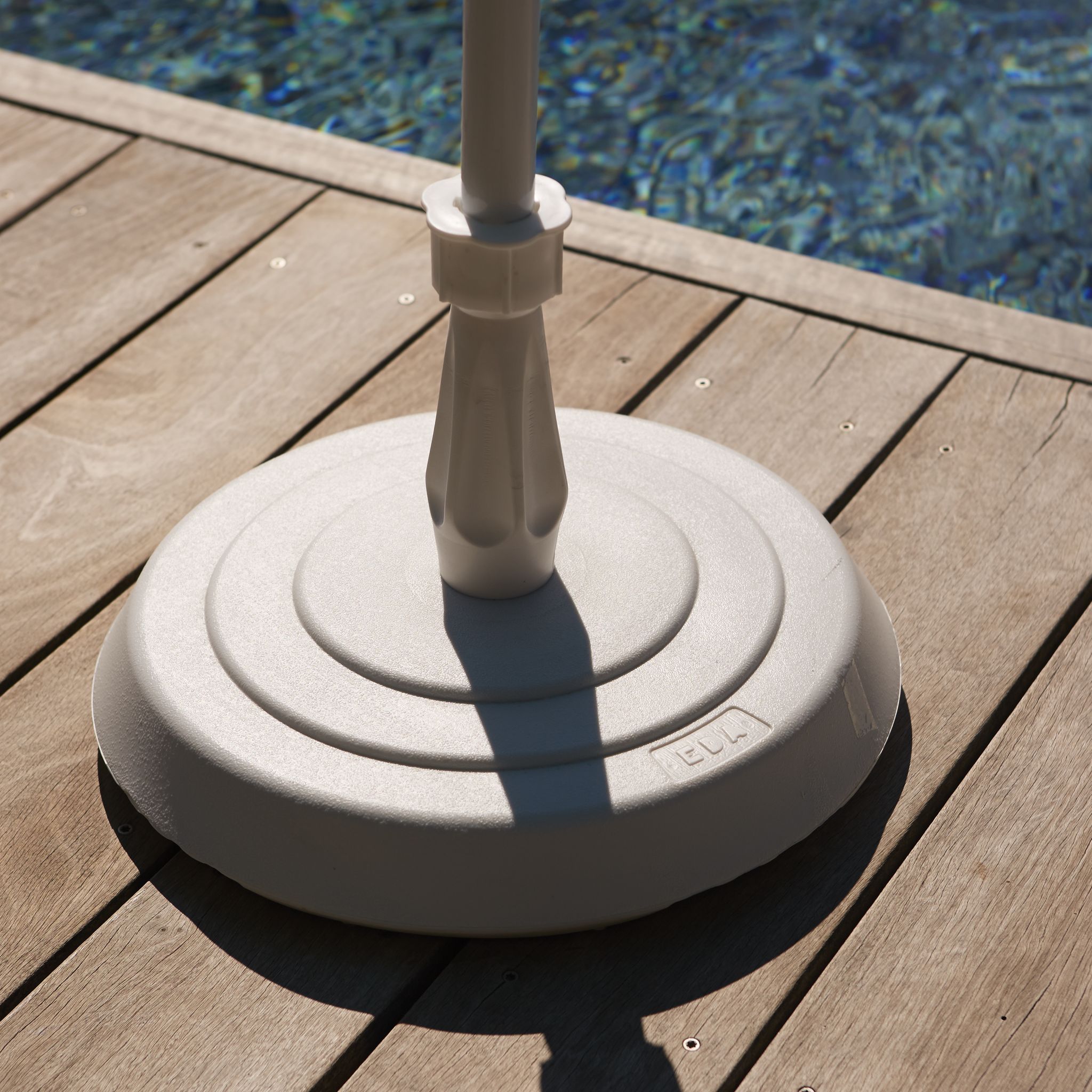 Pied de parasol rond en béton blanc 14kg